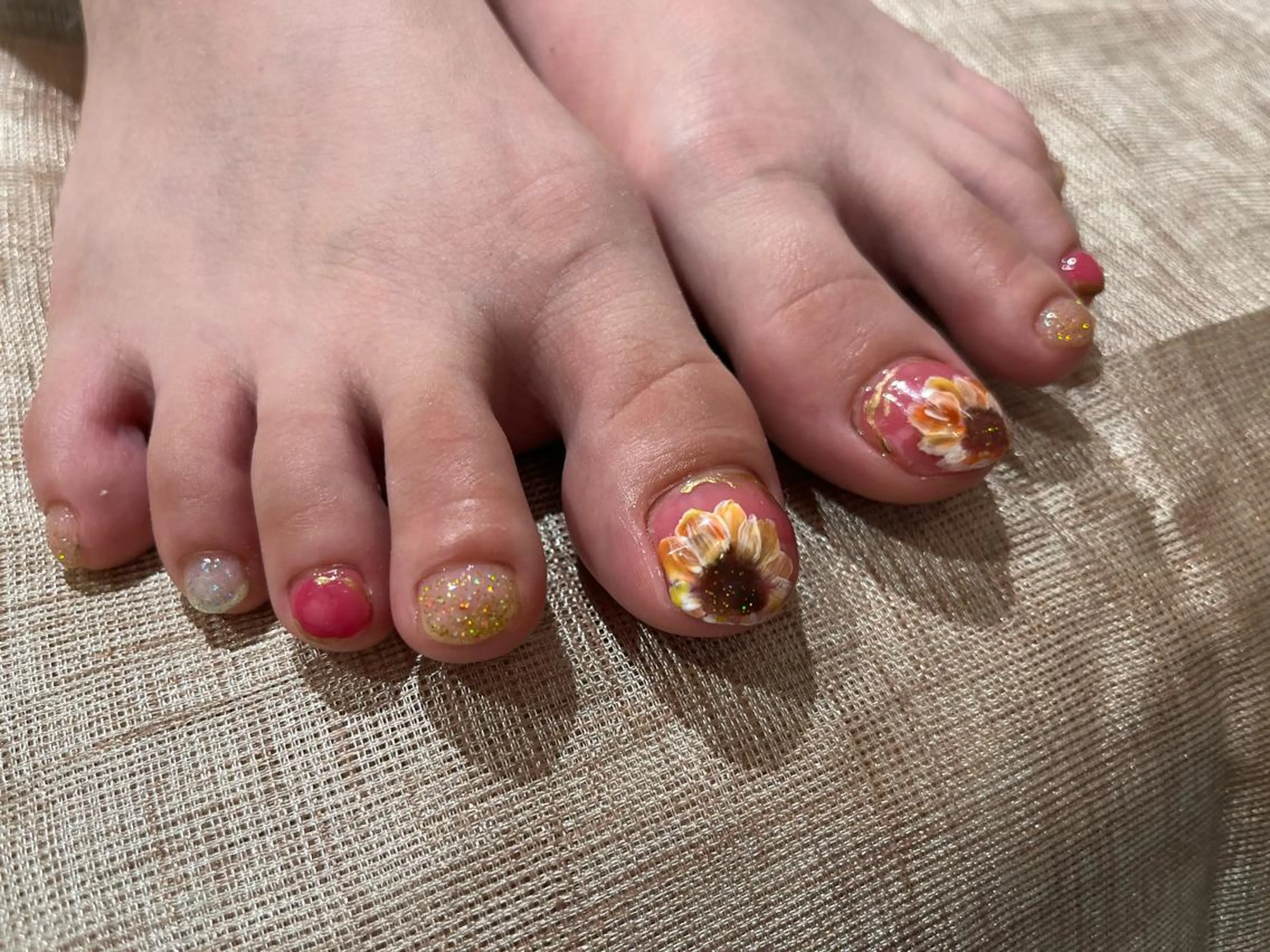 ネイル フットネイル ZEST kalon RINAのマツエク・マツパデザイン