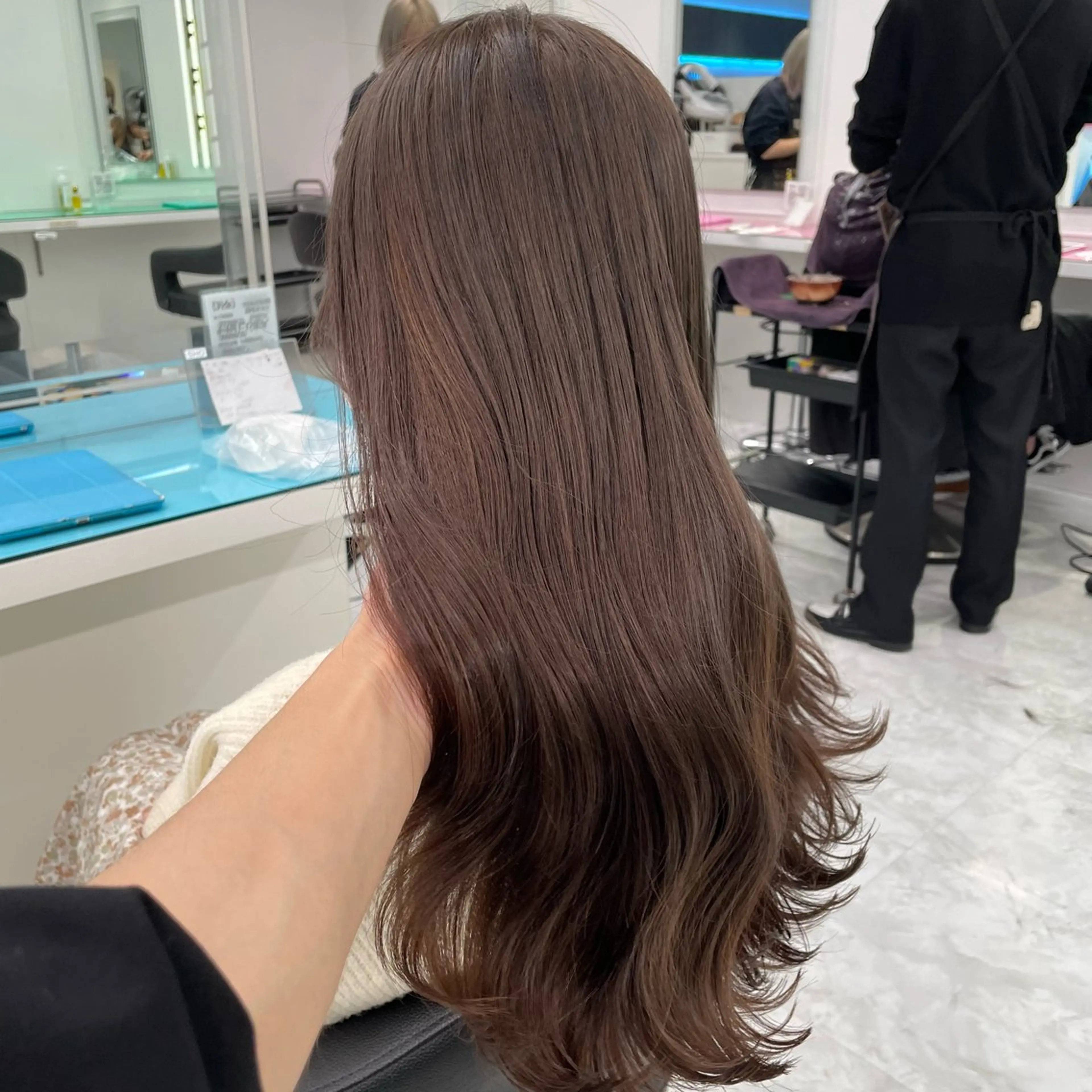 ミディアム ブラウンベージュ🤎 ブリーチなし🤎のヘアスタイル