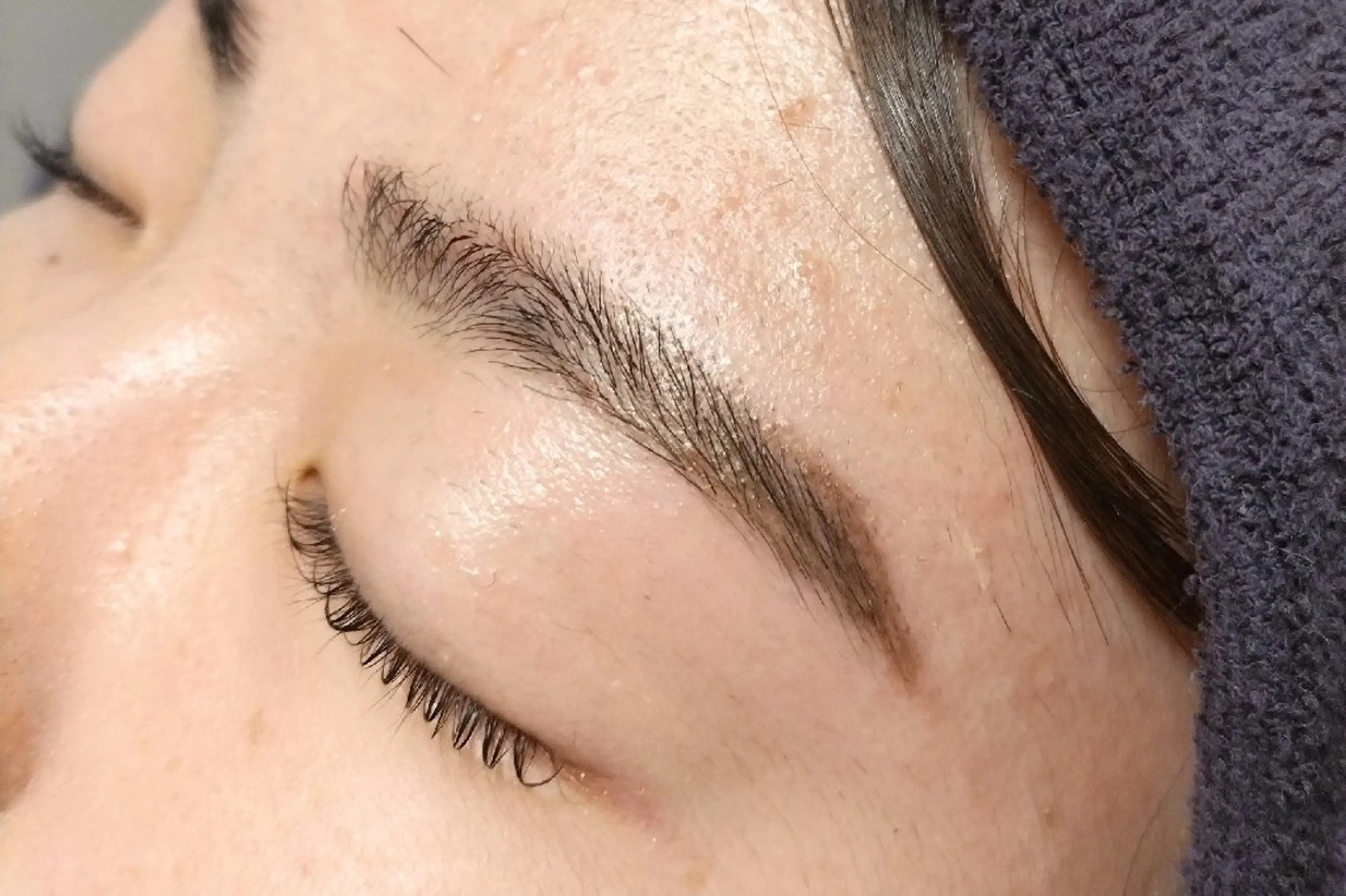 アイブロウ 眉毛ワックス脱毛 松下 奈津子のマツエク・マツパデザイン