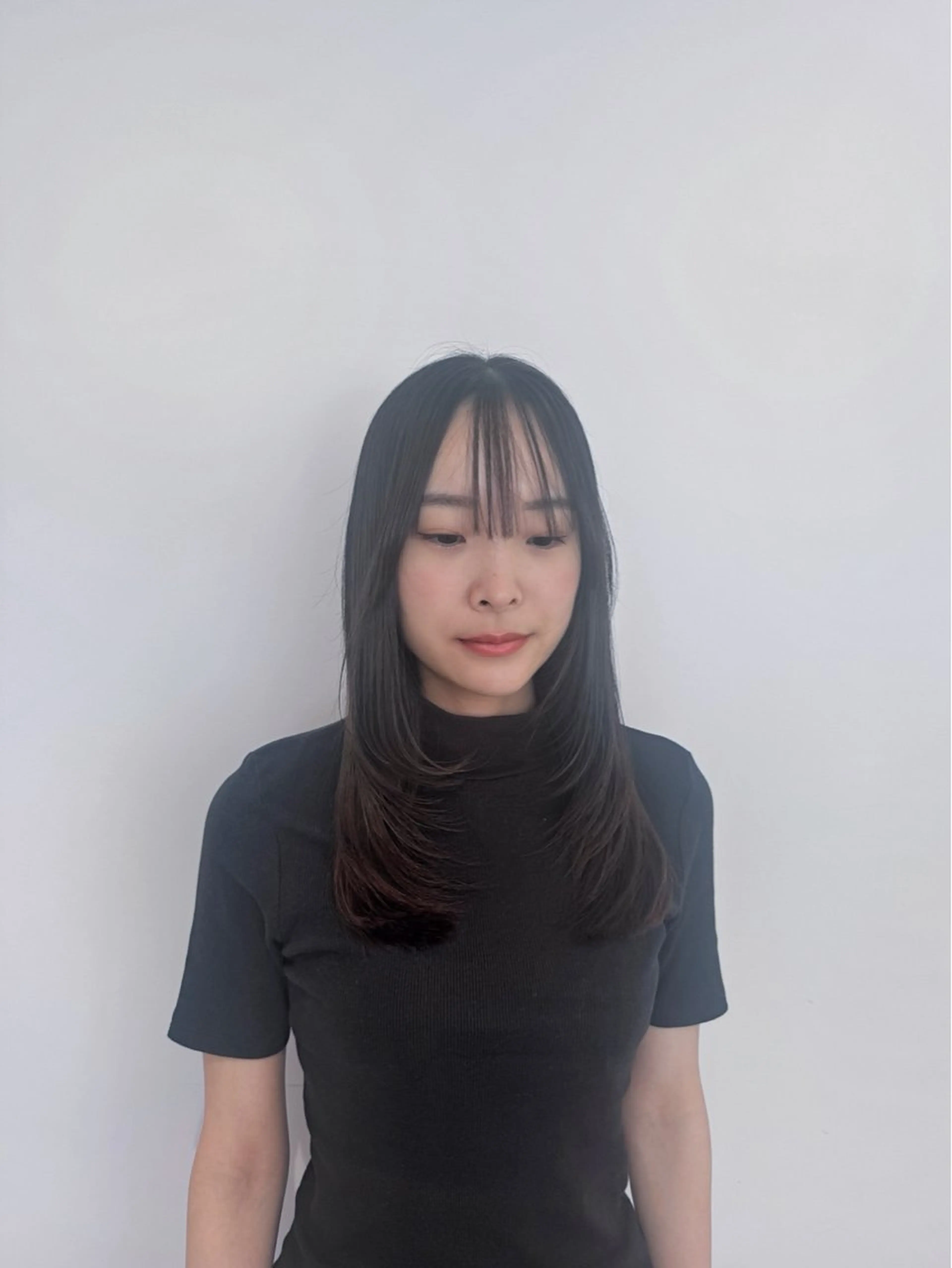 セミロング 顔周りカット 髪質改善 韓国風ヘア レイヤーカット 縮毛矯正 ヘアカラー トリートメント ★韓国トレンドカット ★むなかたももかのヘアスタイル