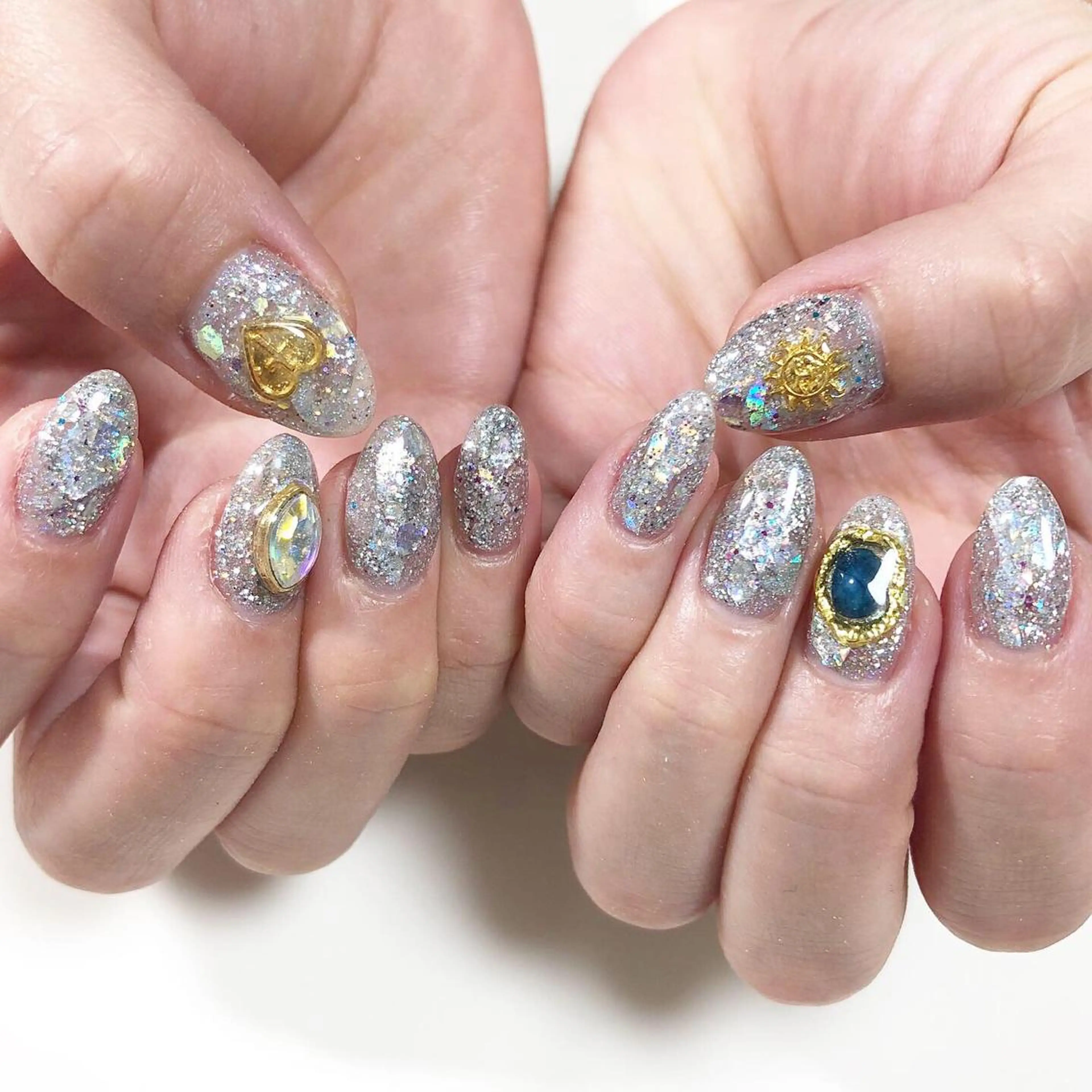 ネイル amour 川崎店のネイルデザイン