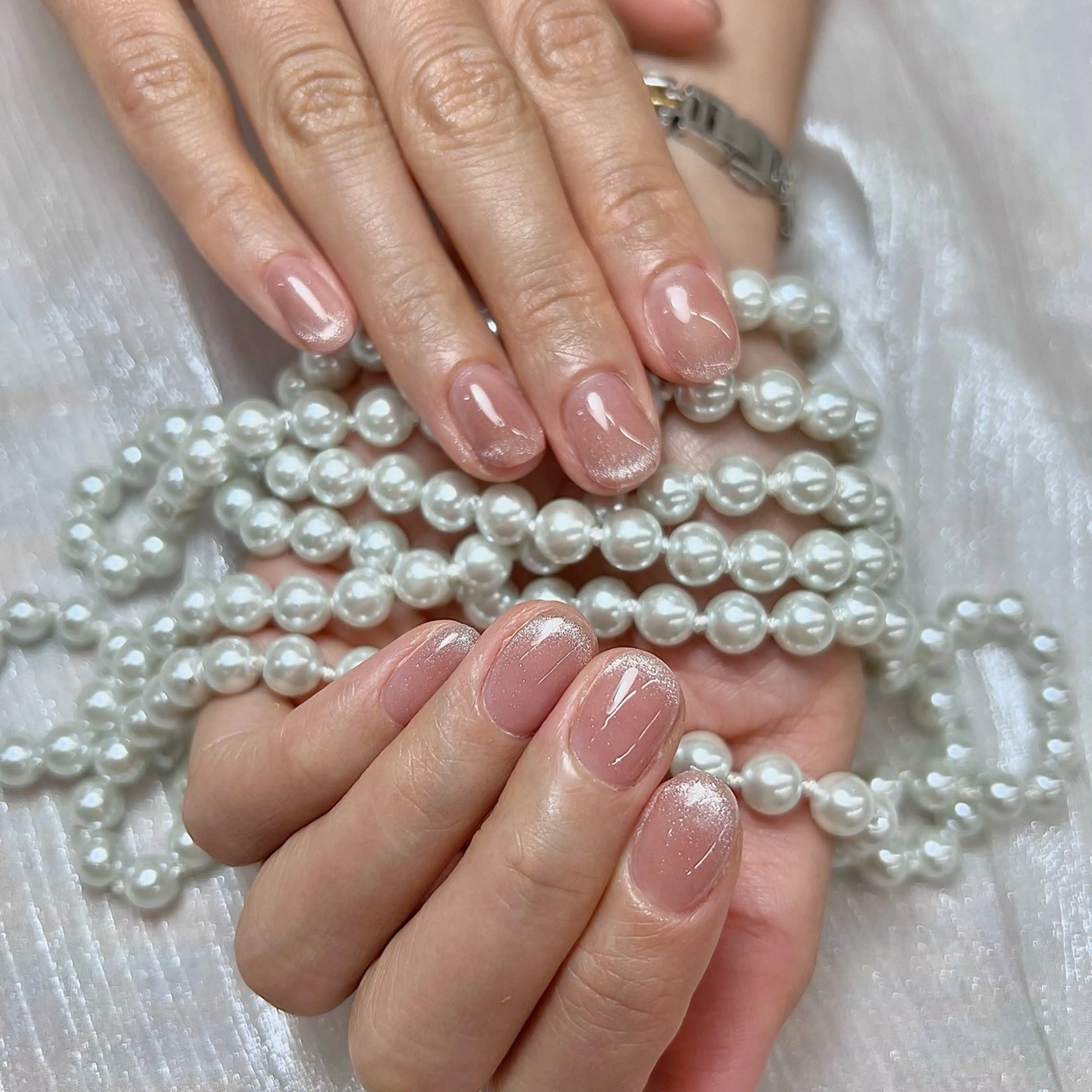 ネイル フレンチネイル マグネットネイル ハンドネイル Tagi Nail 銀座店のネイルデザイン