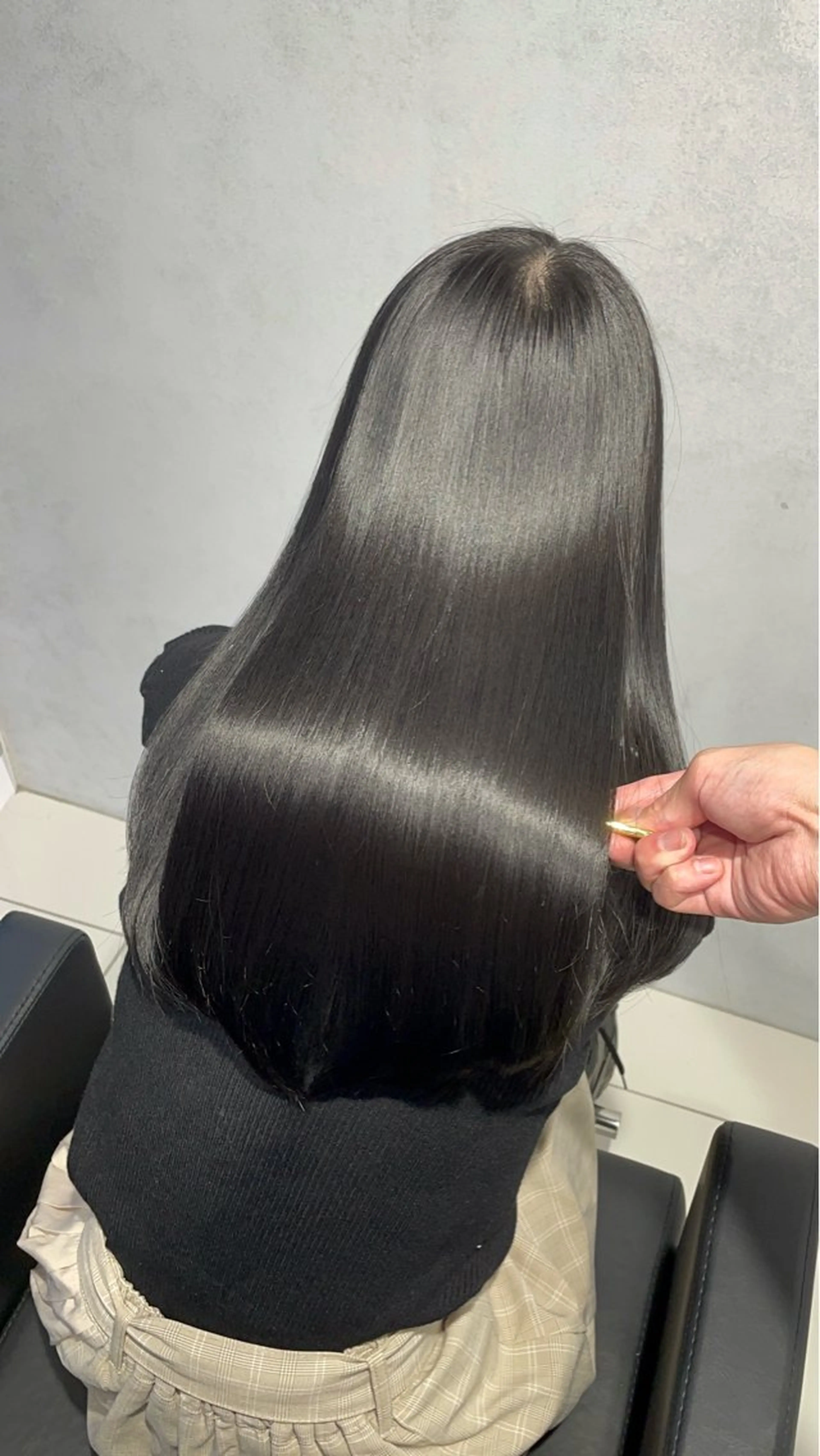 ロング ✨髪質改善✨美髪 矯正🫧小泉のヘアスタイル