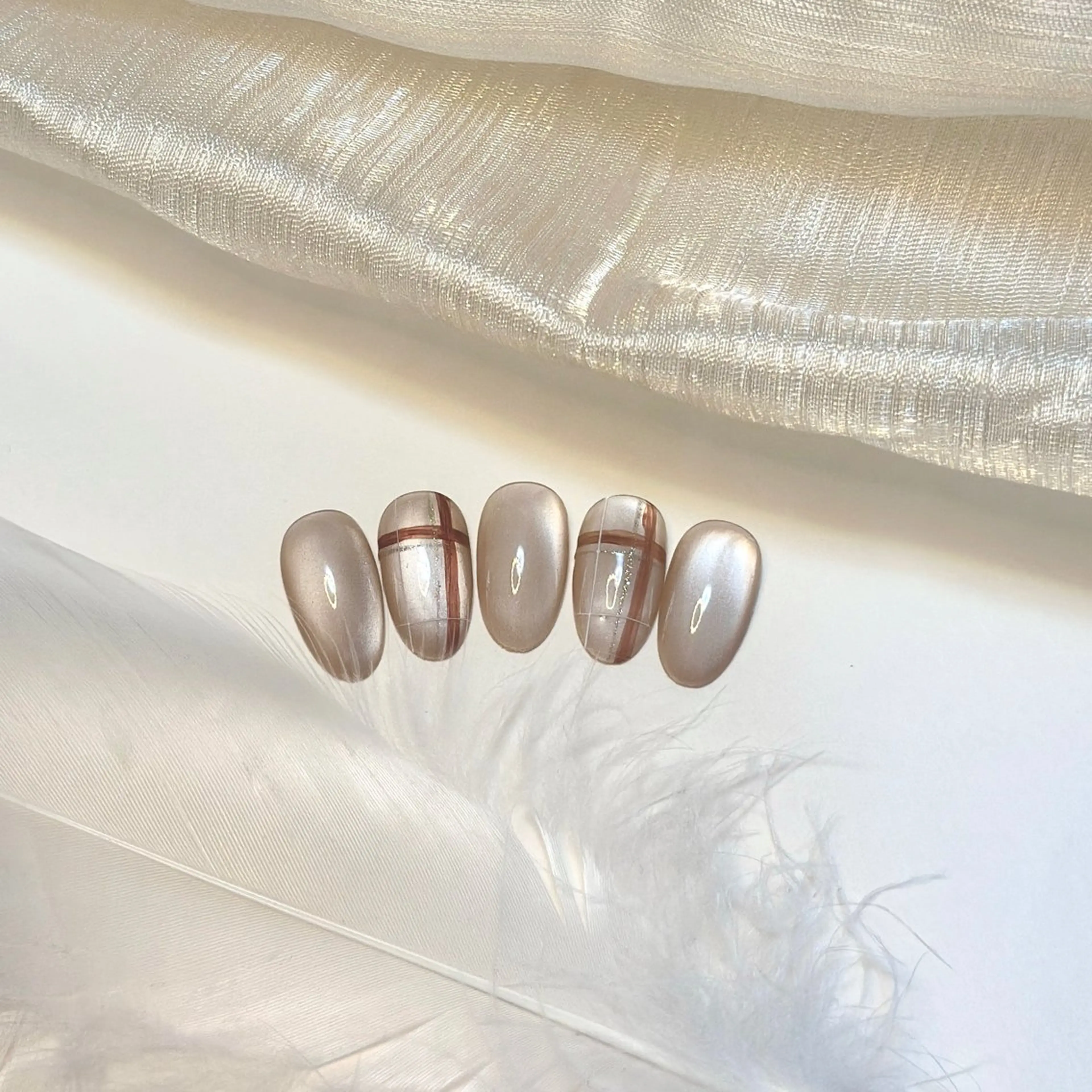 ネイル アートネイル オーロラネイル チークネイル フレンチネイル ガラスフレンチ 🎀YooLi Nail salonのネイルデザイン