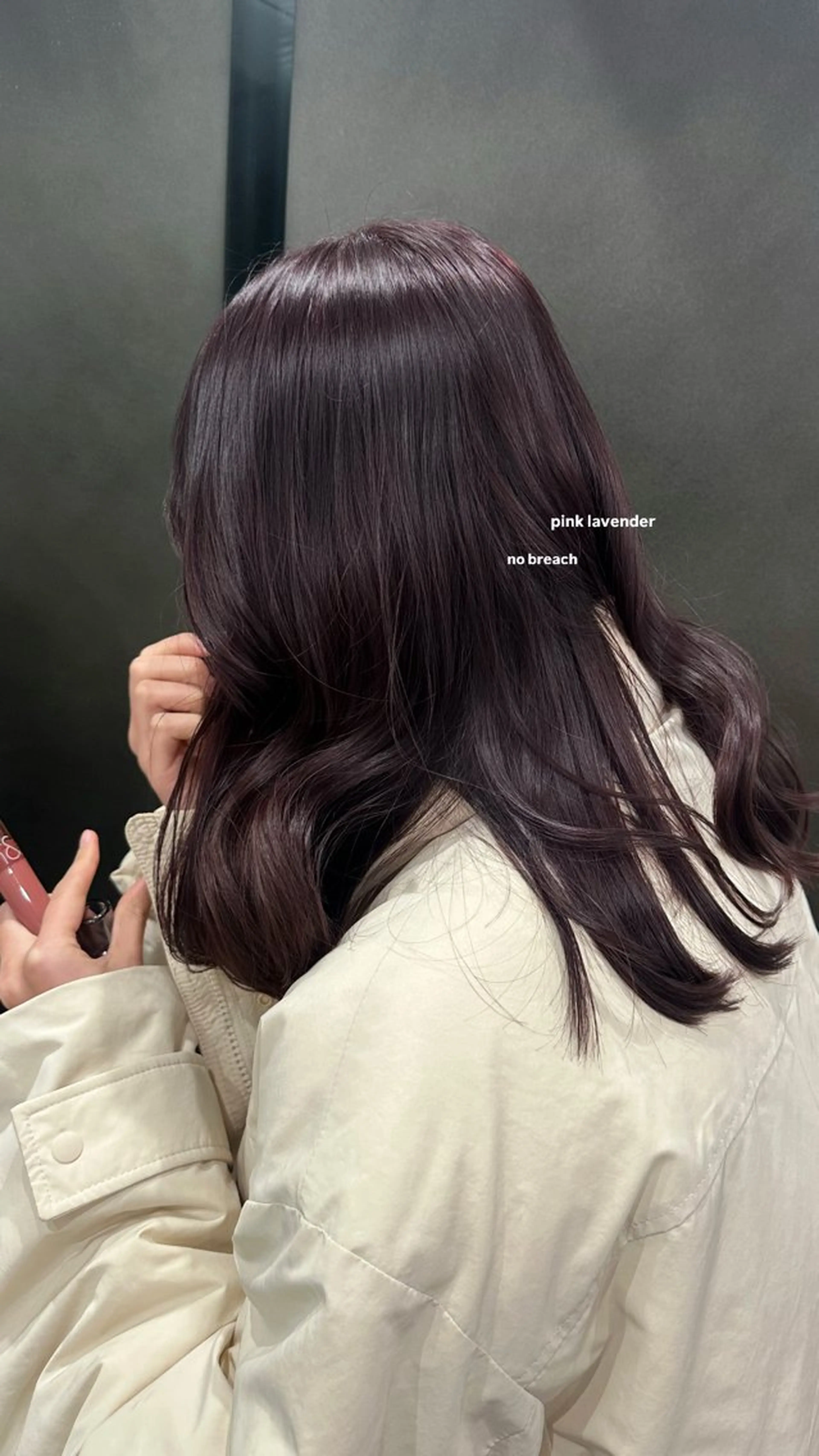 セミロング カラー v-lab studio所属・韓国レイヤーカット/ 艶カラー/ noaのヘアスタイル