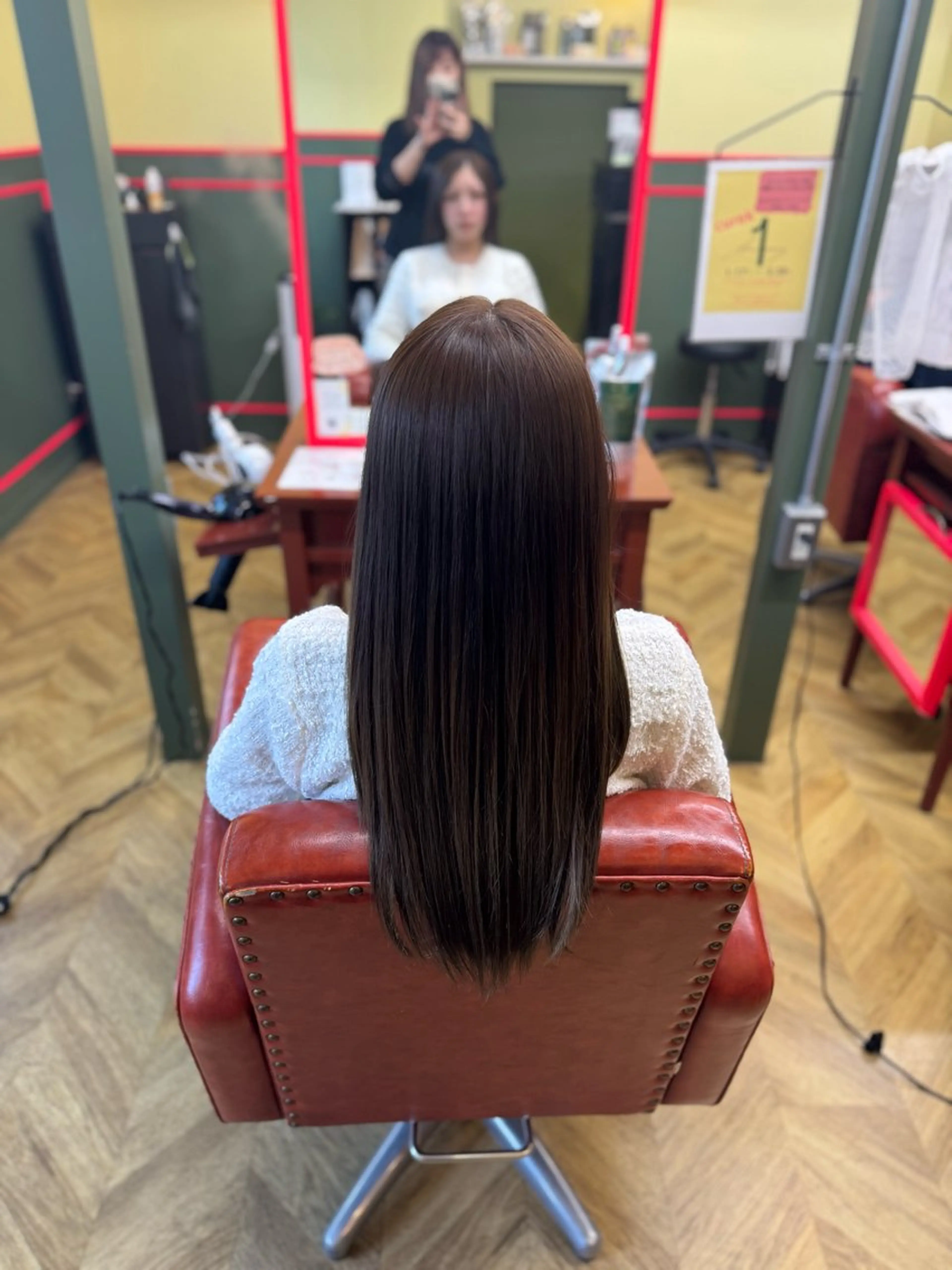ロング カラー 米倉 麻衣のヘアスタイル