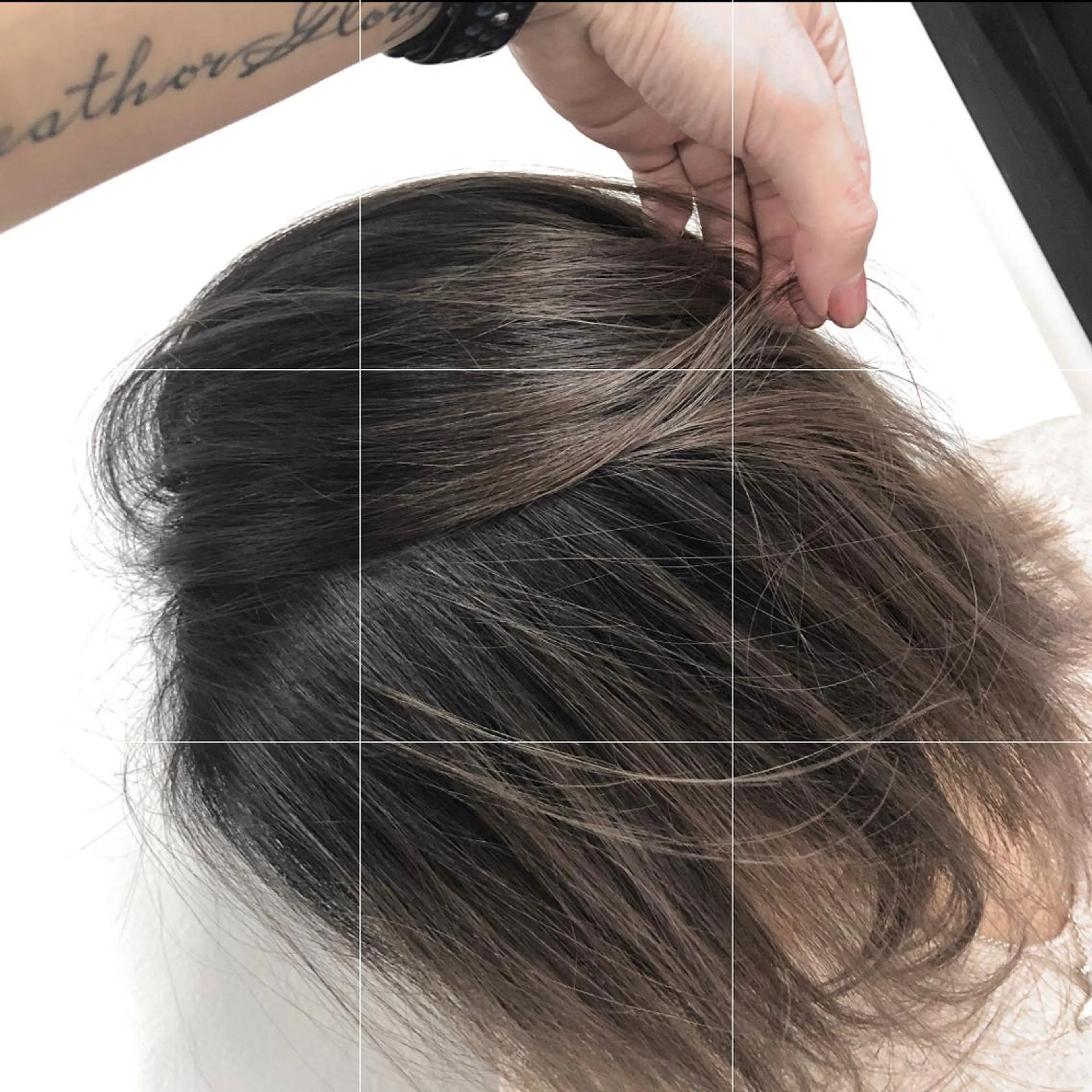 ミディアム カラー ヘアアレンジ バレイヤージュ デザインカラー ハイライトカラー 外国人風カラー ハイライト アンドウ ユウ/ レイヤーカット/韓国のヘアスタイル