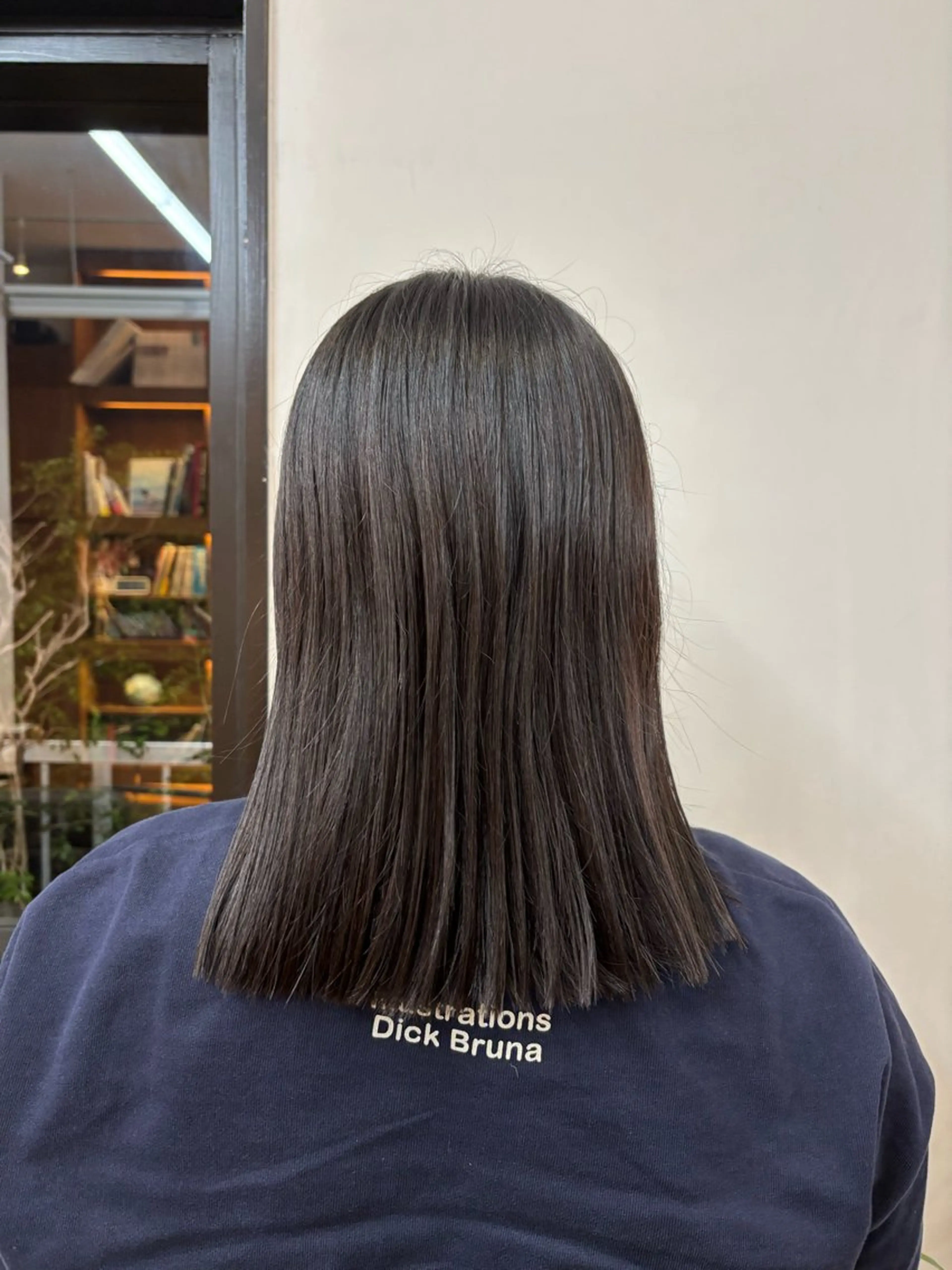 ミディアム みぞぐち じゅりのヘアスタイル