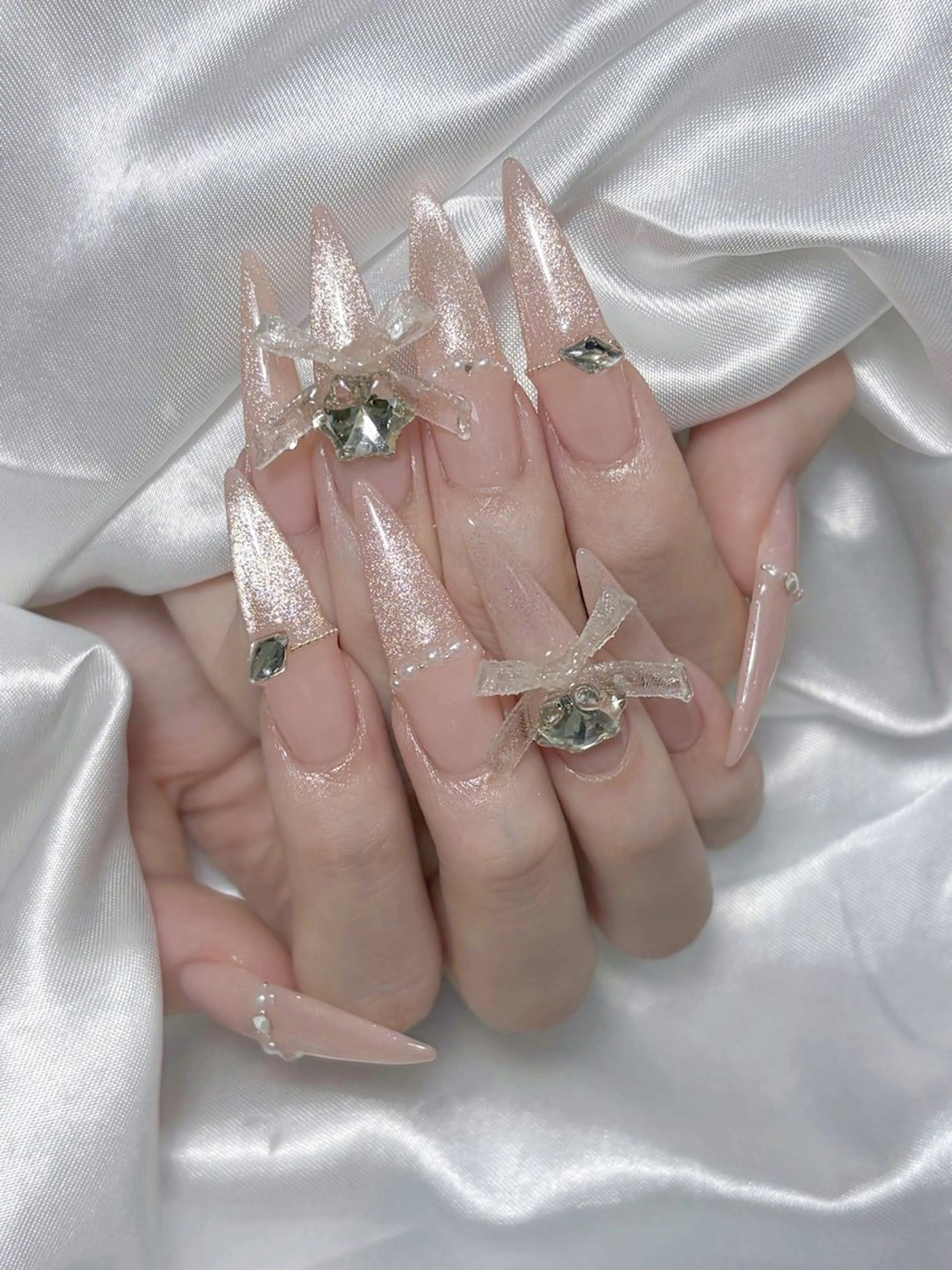 ネイル ハンドネイル LEELA NAIL STUDIOのネイルデザイン