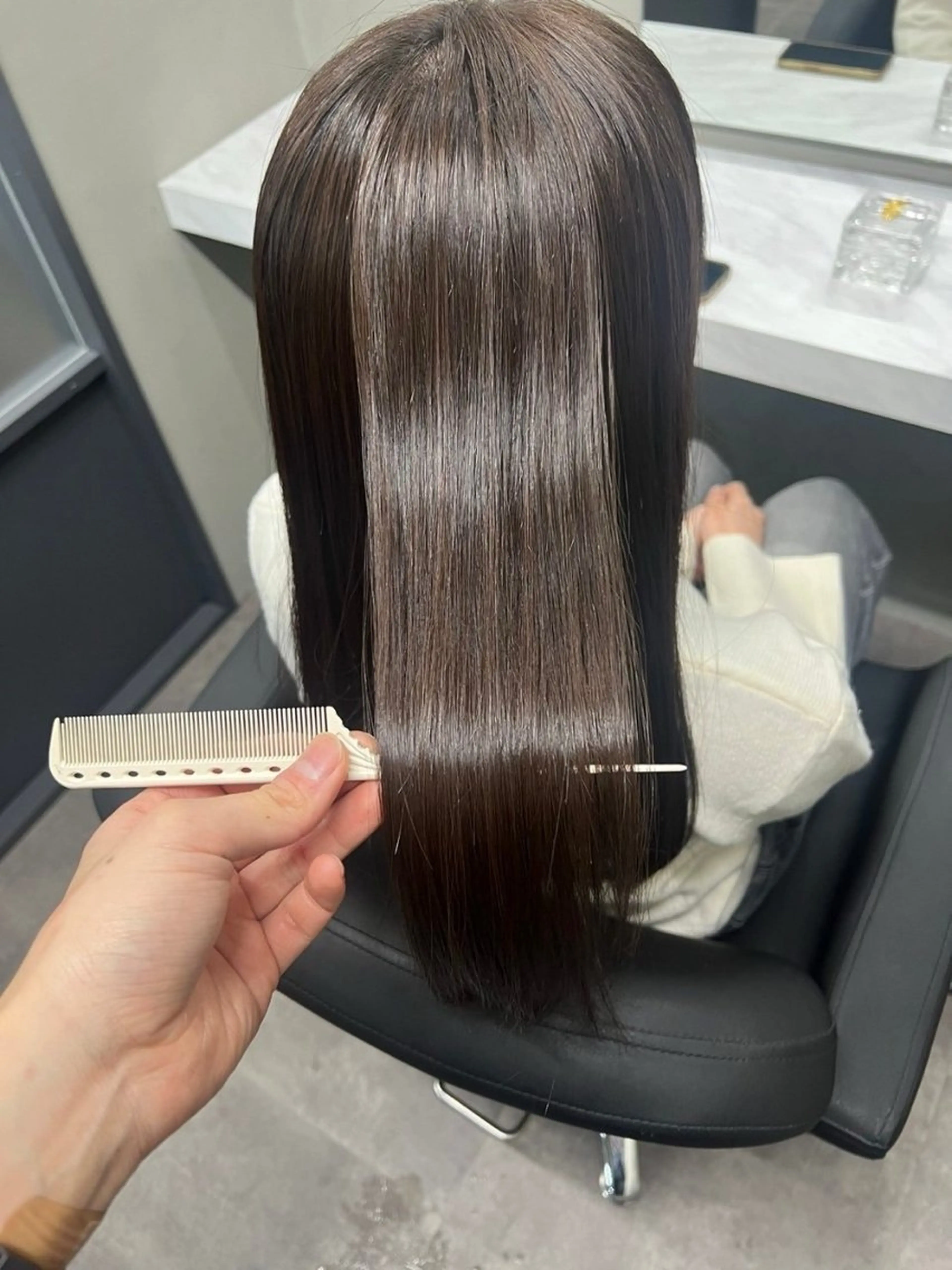 セミロング カット ヘアカラー 縮毛矯正 トリートメント 髪質改善/縮毛矯正/ ブリーチ/荊尾のヘアスタイル