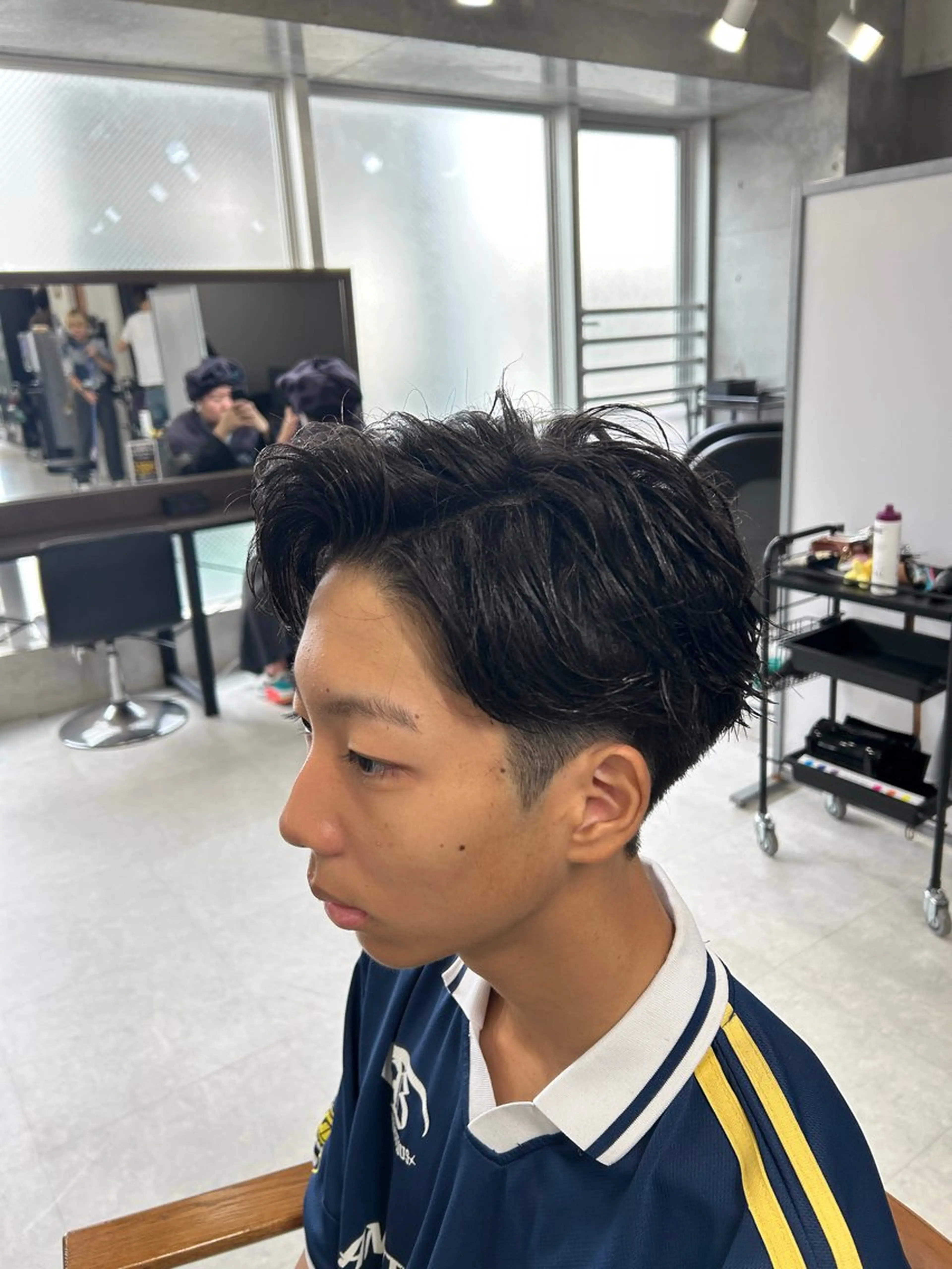 メンズ カット パーマ トリートメント ヘッドスパ ヘアセット カズキ🌼曲がる 縮毛矯正のヘアスタイル
