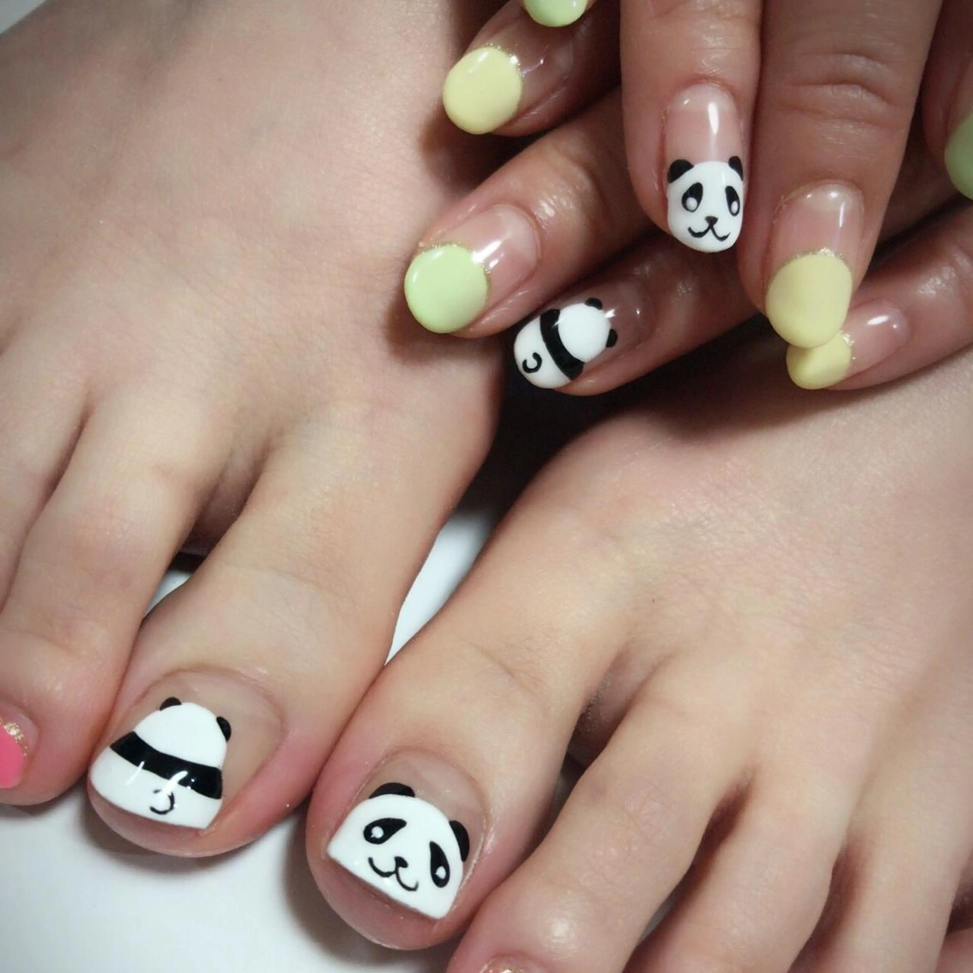 ネイル アートネイル フットネイル 安藤 Charlotteのネイルデザイン