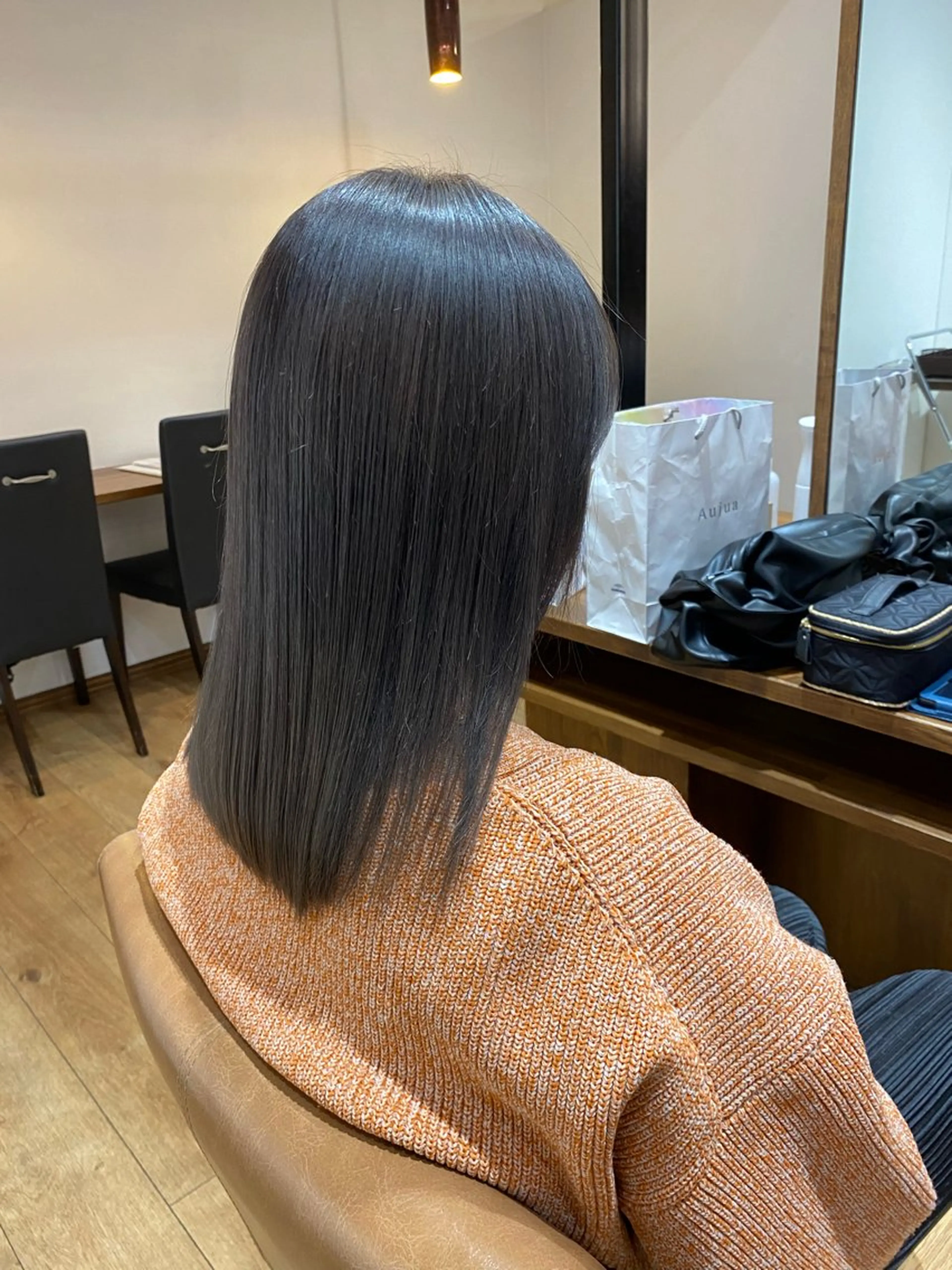 セミロング カラー シルバー 暖色系カラー まおのヘアスタイル