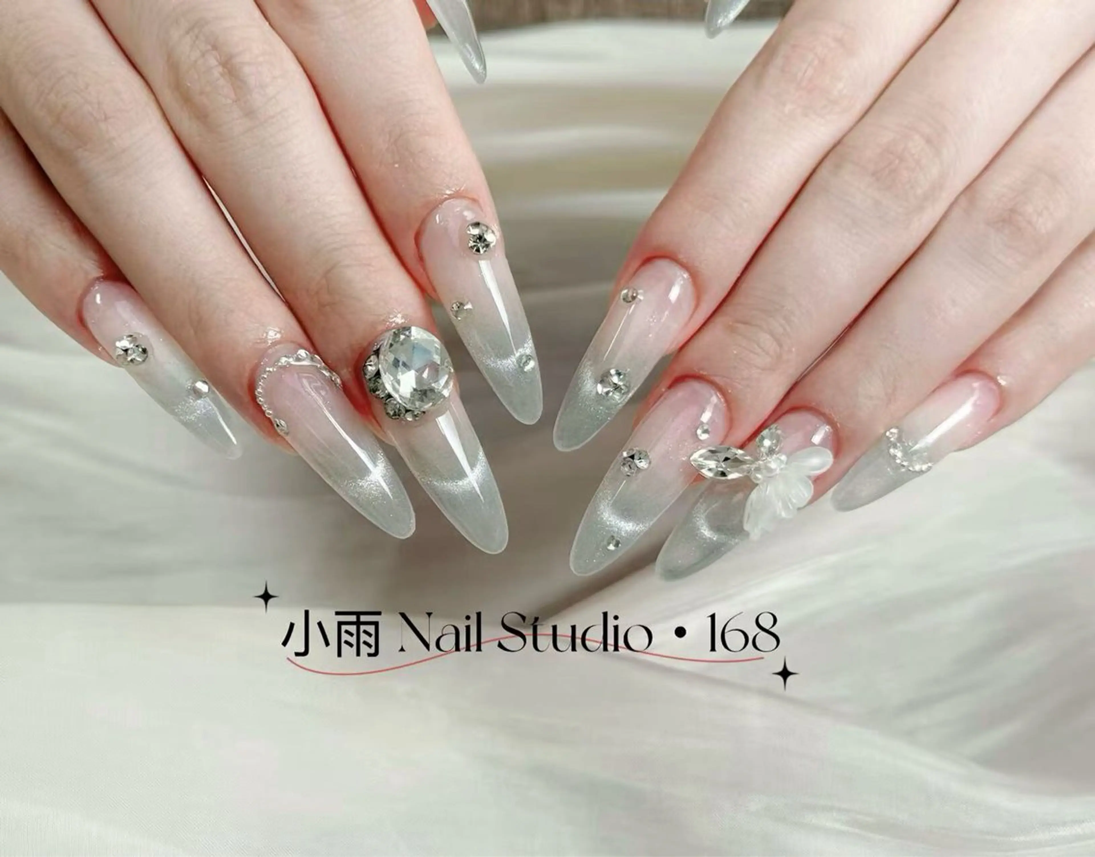 ネイル 小雨 Nail Studio・168のネイルデザイン