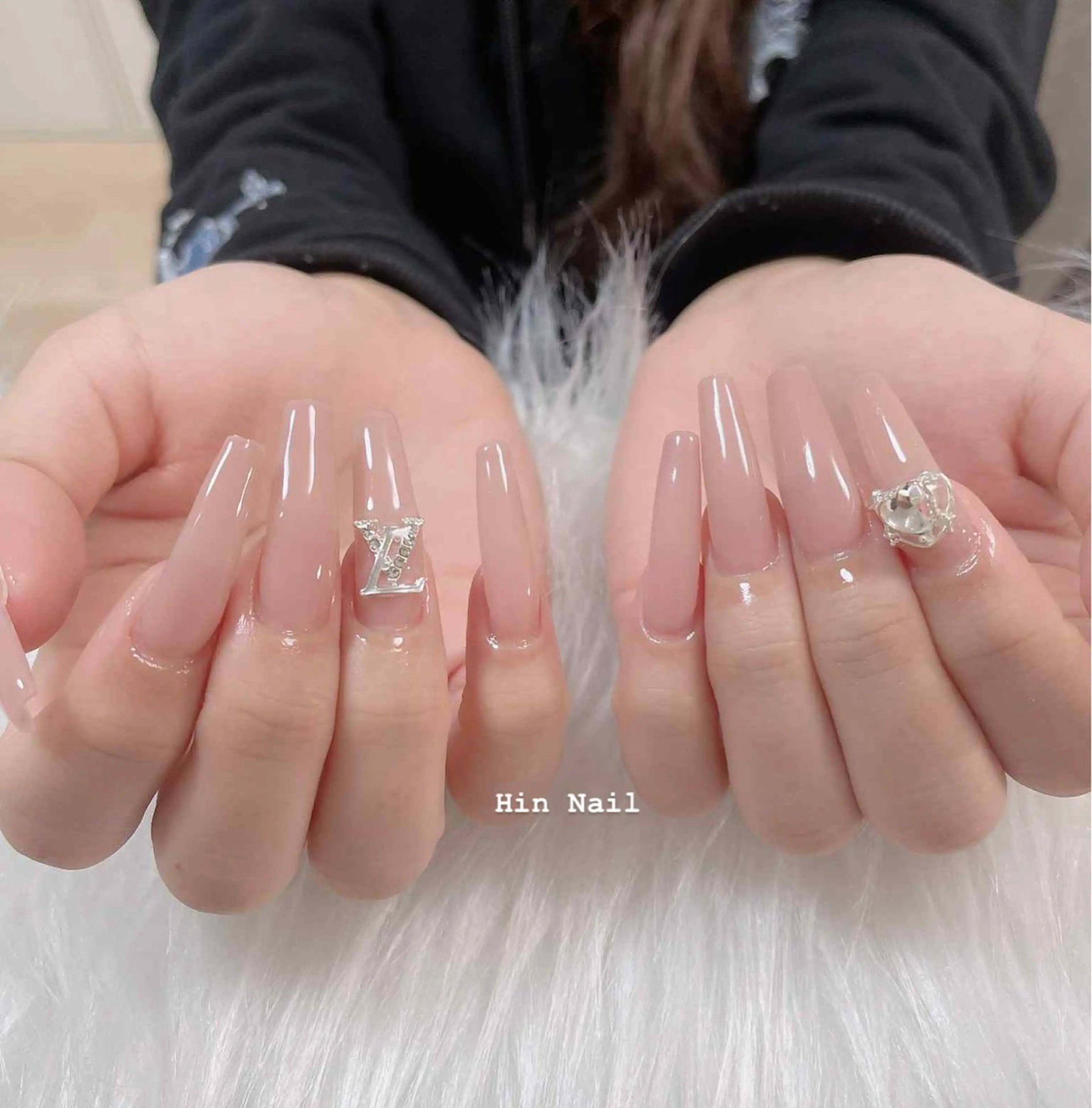 ネイル ハンドネイル HIN NAILのネイルデザイン