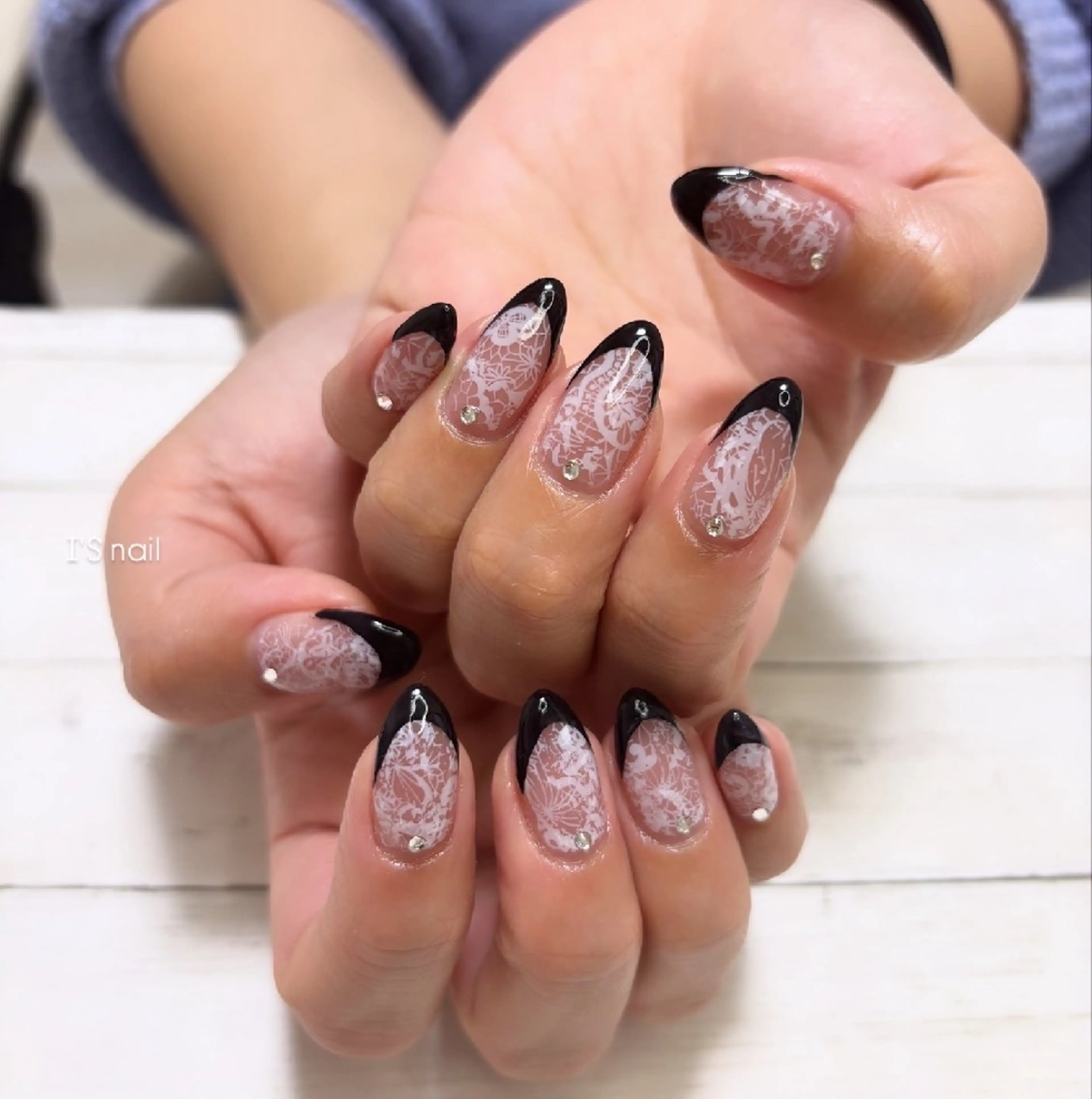 ネイル フレンチネイル レース ハンドネイル I'S nail 佐野のネイルデザイン