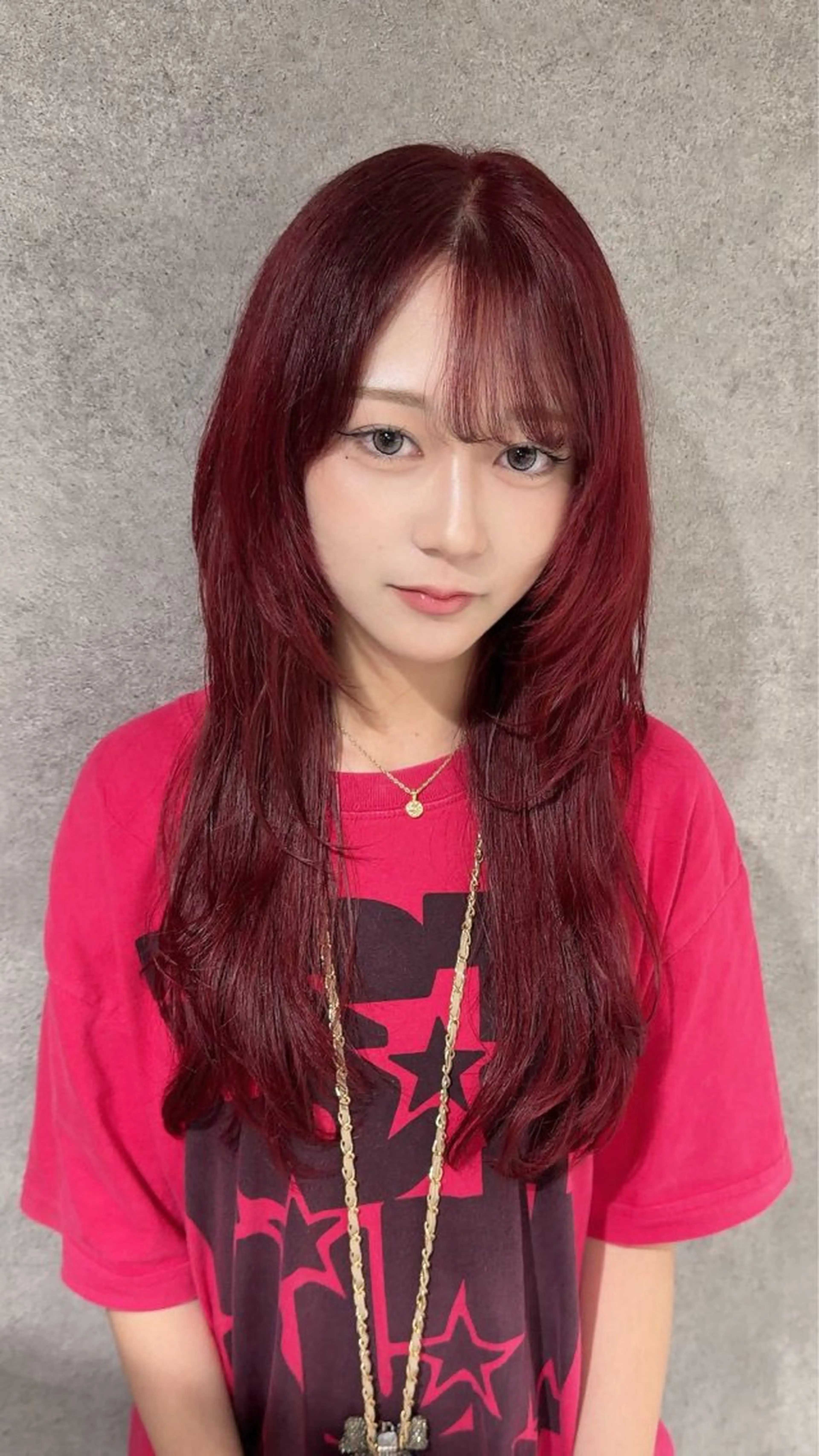 ロング カラー 紅都🫧透明感 水光カラー🫧のヘアスタイル