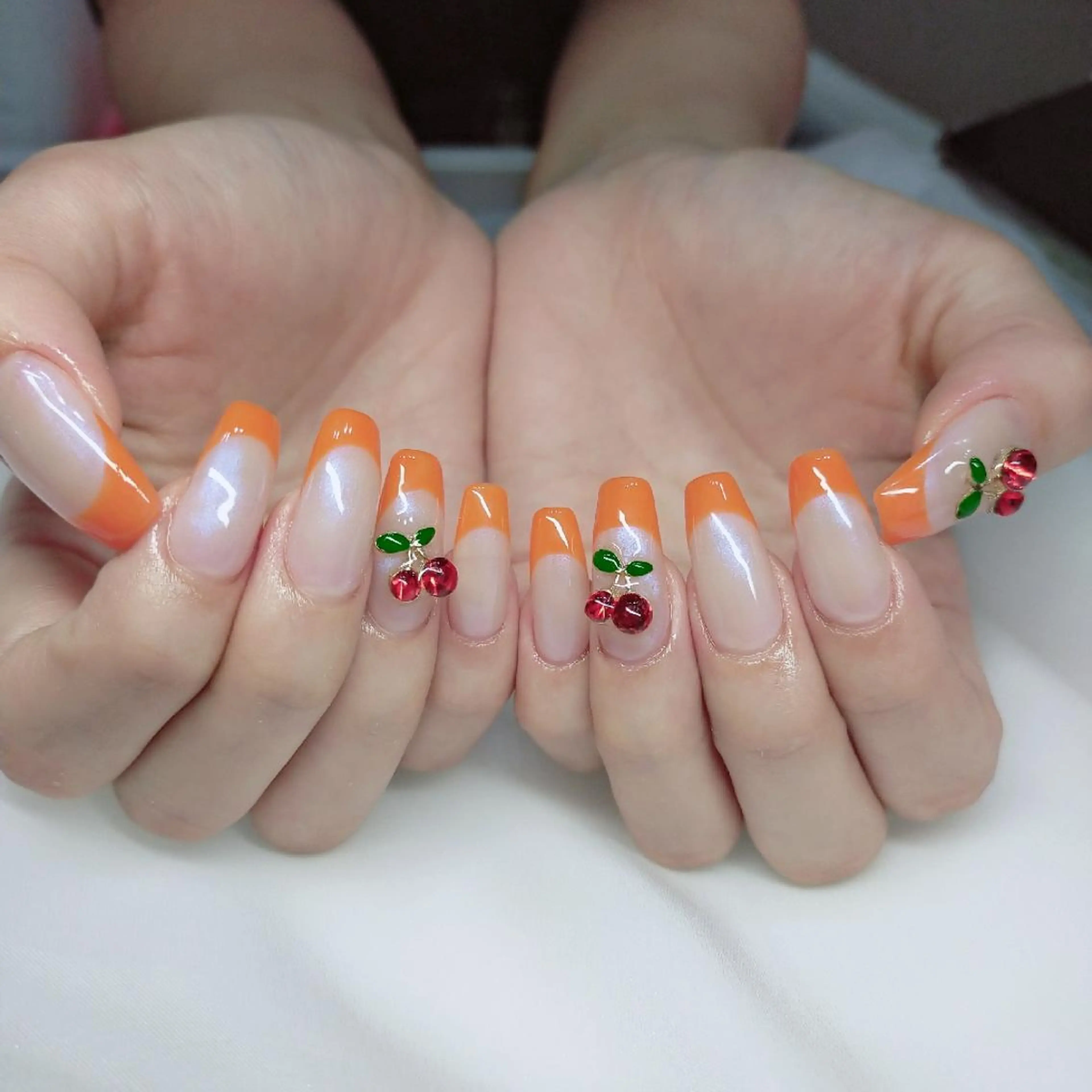 ネイル ハンドネイル 森 ネイルサロンのネイルデザイン