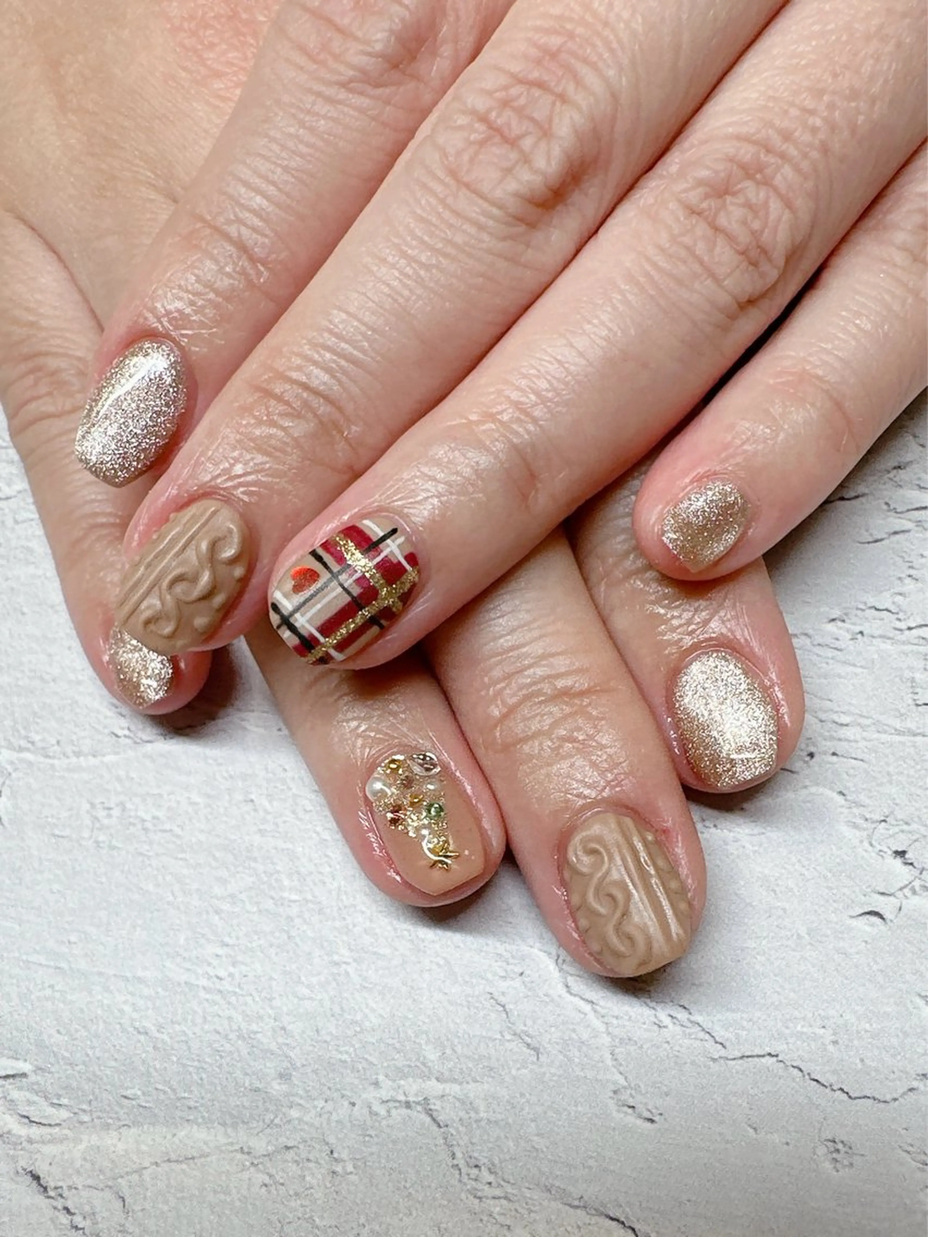 ネイル 冬ネイル クリスマス ハンドネイル nailist SATO【銀座】のネイルデザイン