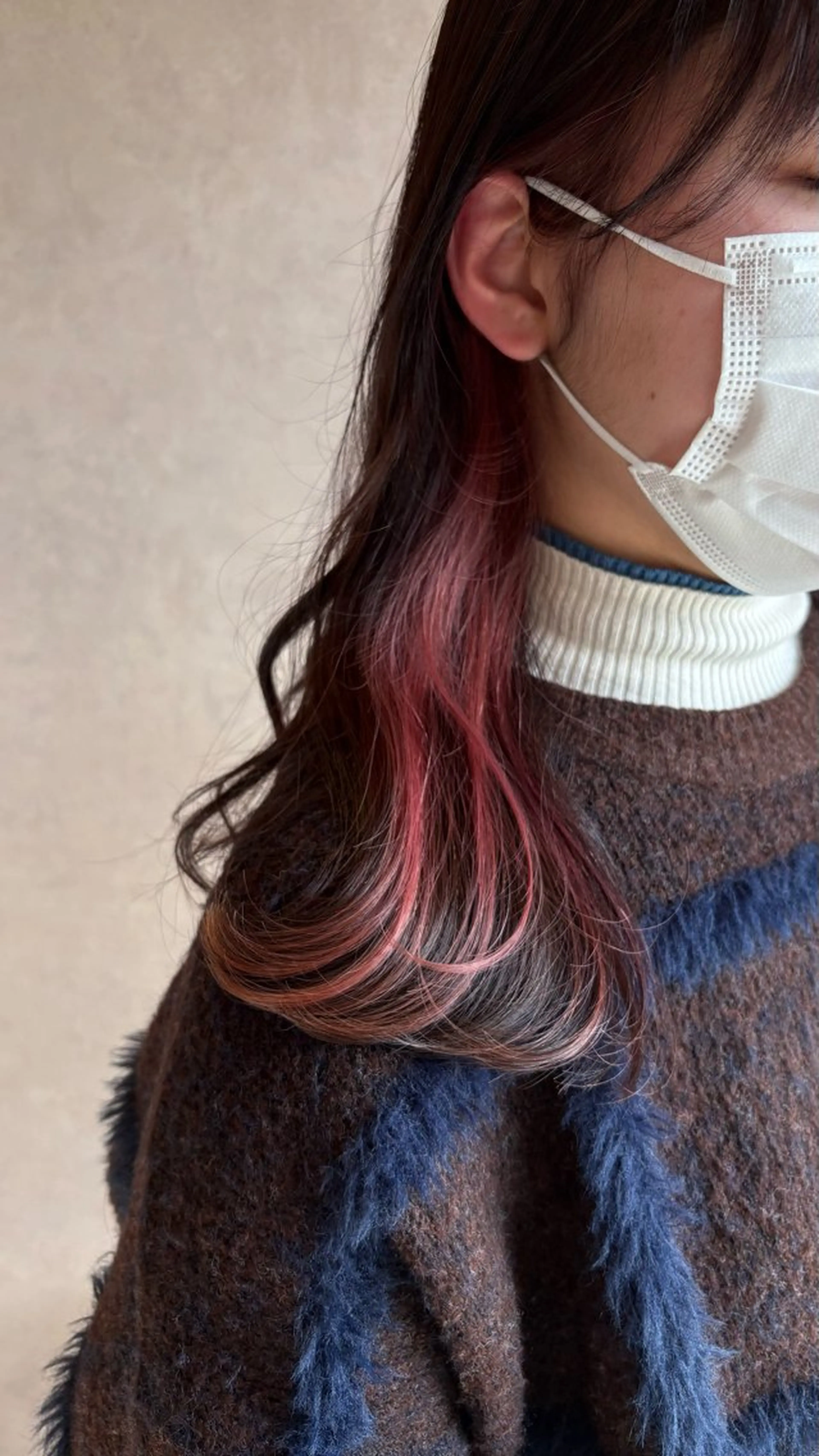 ロング イトウ ミユのヘアスタイル