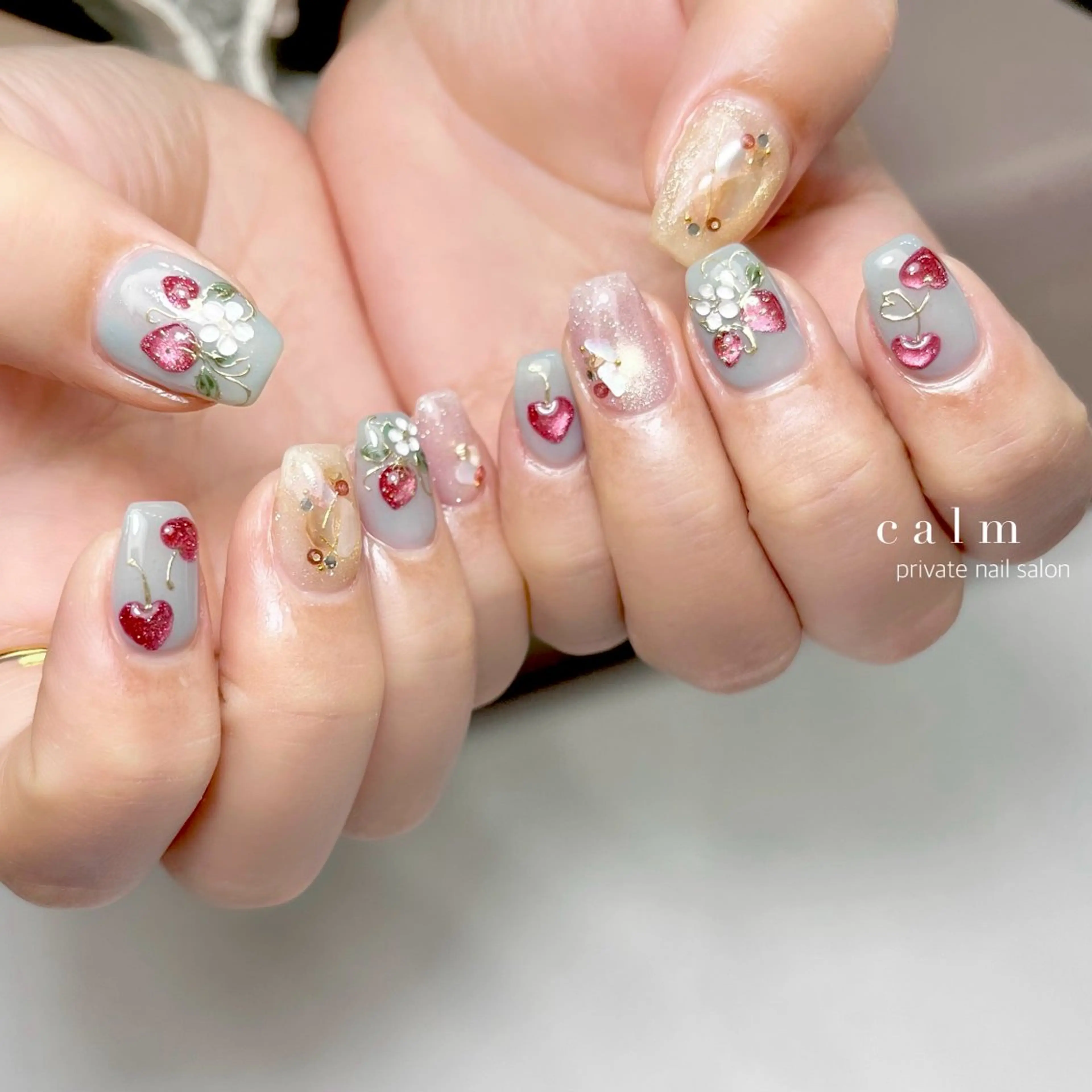 ネイル ハンドネイル calm 〔ｶｰﾑ〕のネイルデザイン