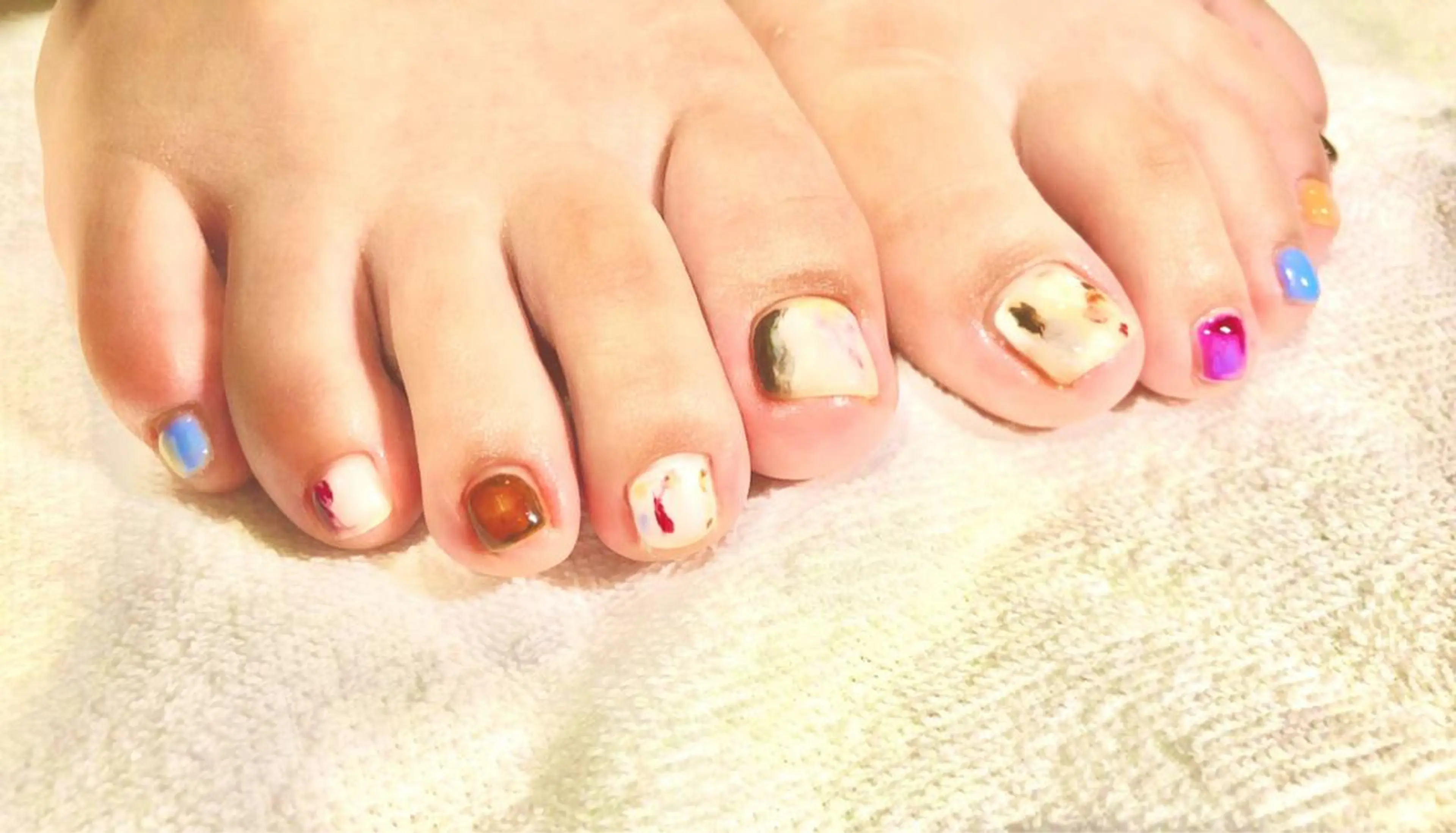 ネイル フットネイル ニュアンスネイル TRAM-nail moriizumiのネイルデザイン