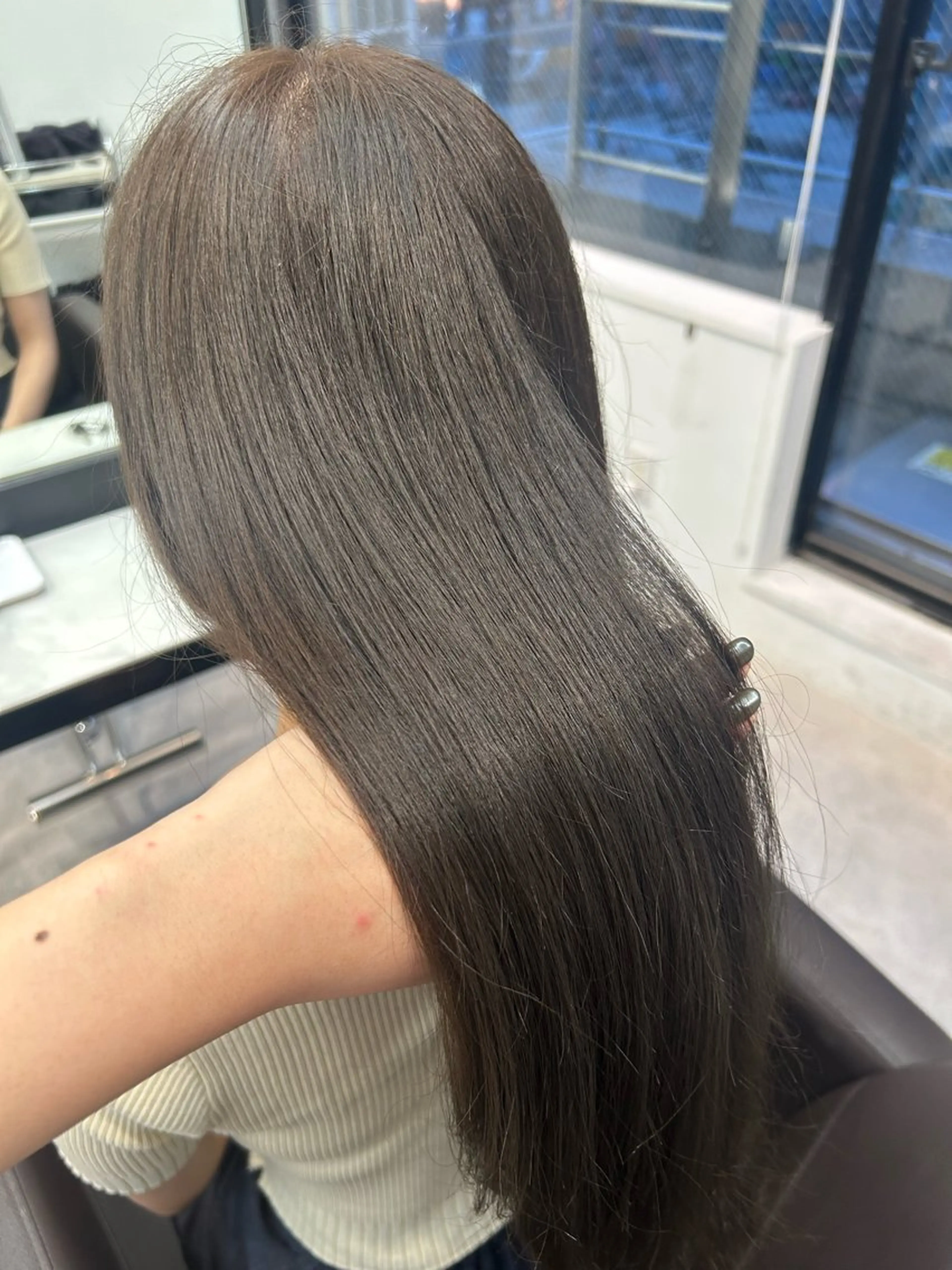 カラー 【elyts】 メイのヘアスタイル