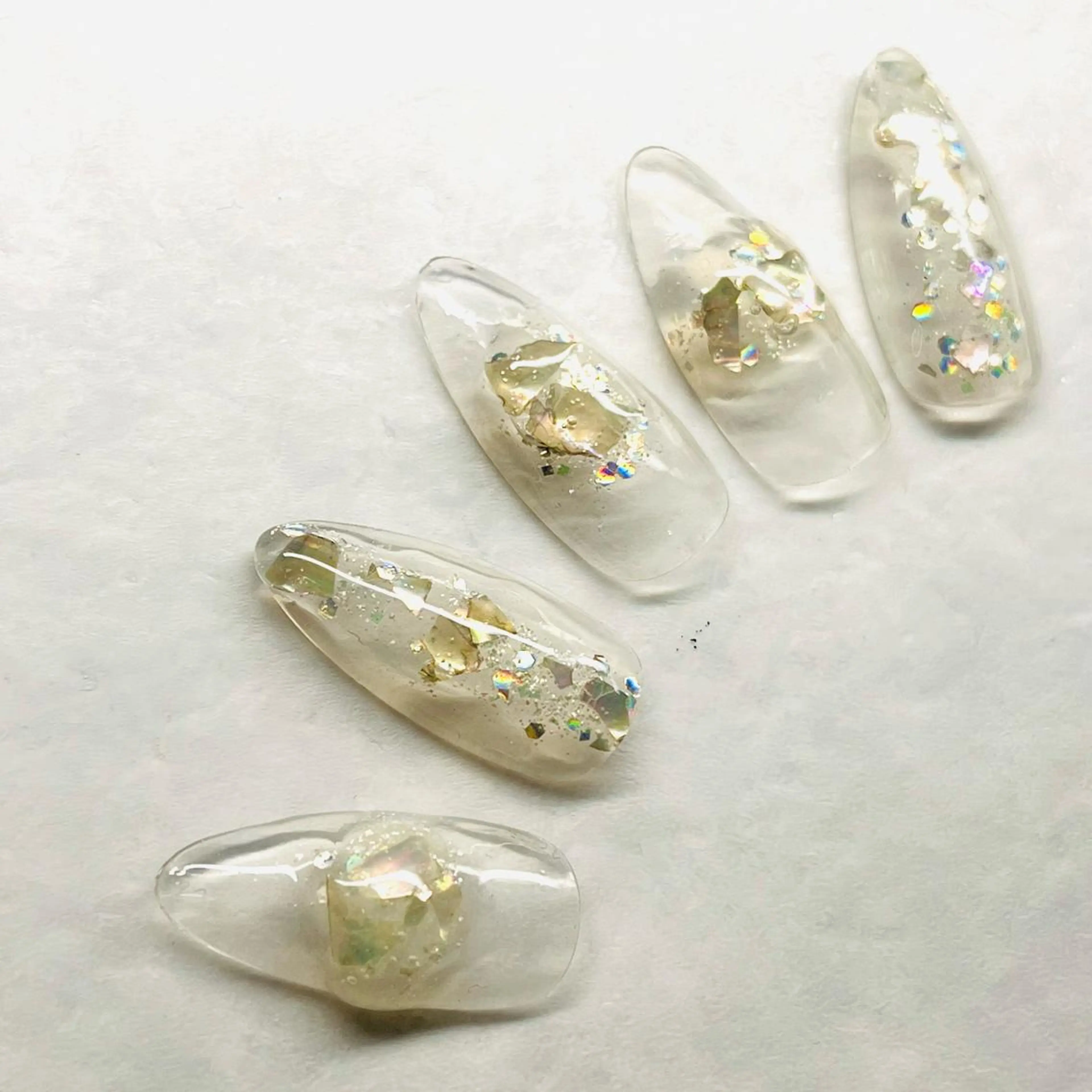 ミディアム ネイル クリアネイル ラメ(グリッター) RIONnail Yurikaのネイルデザイン