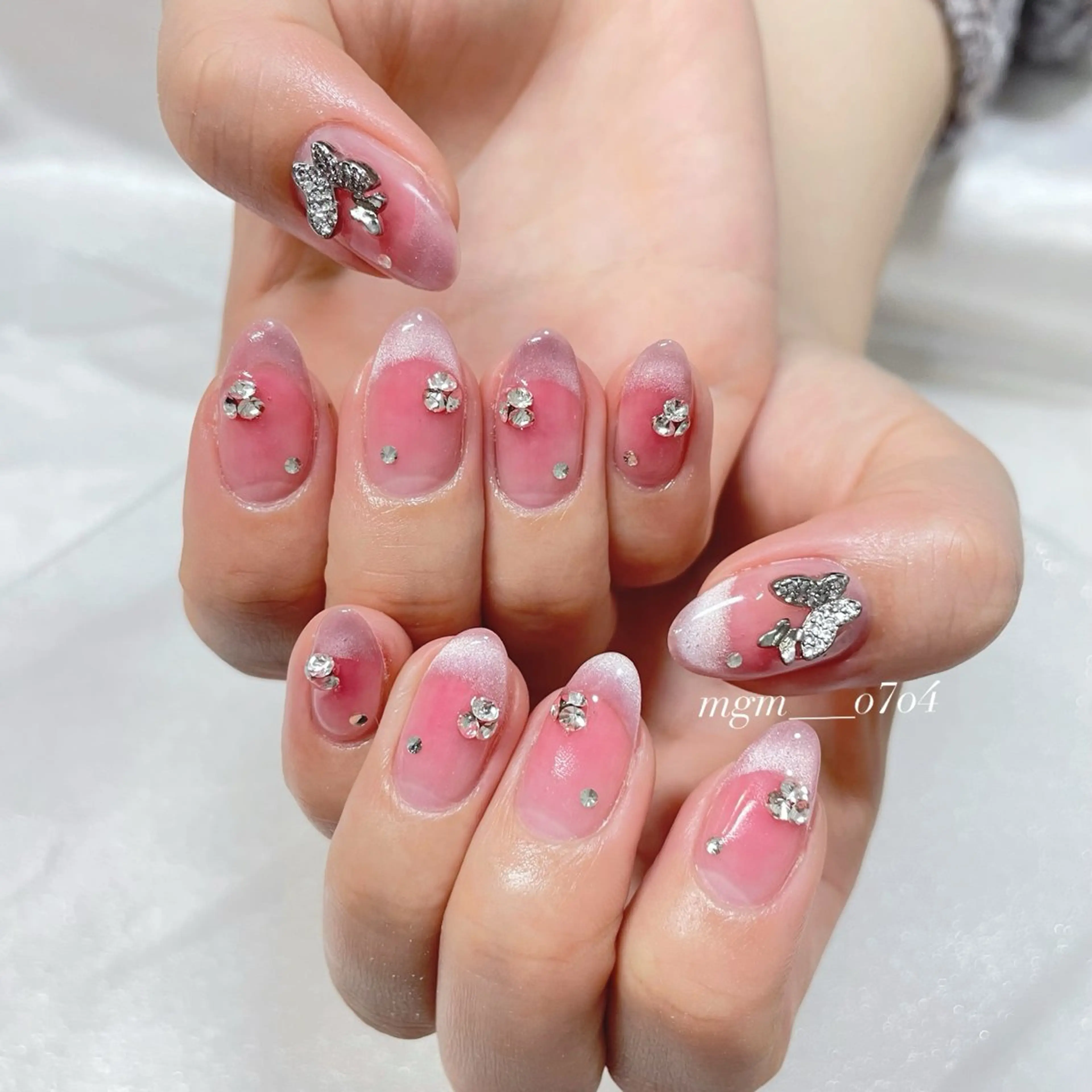 ネイル ハンドネイル ハンドケア MoON...❤︎ MeGuのネイルデザイン