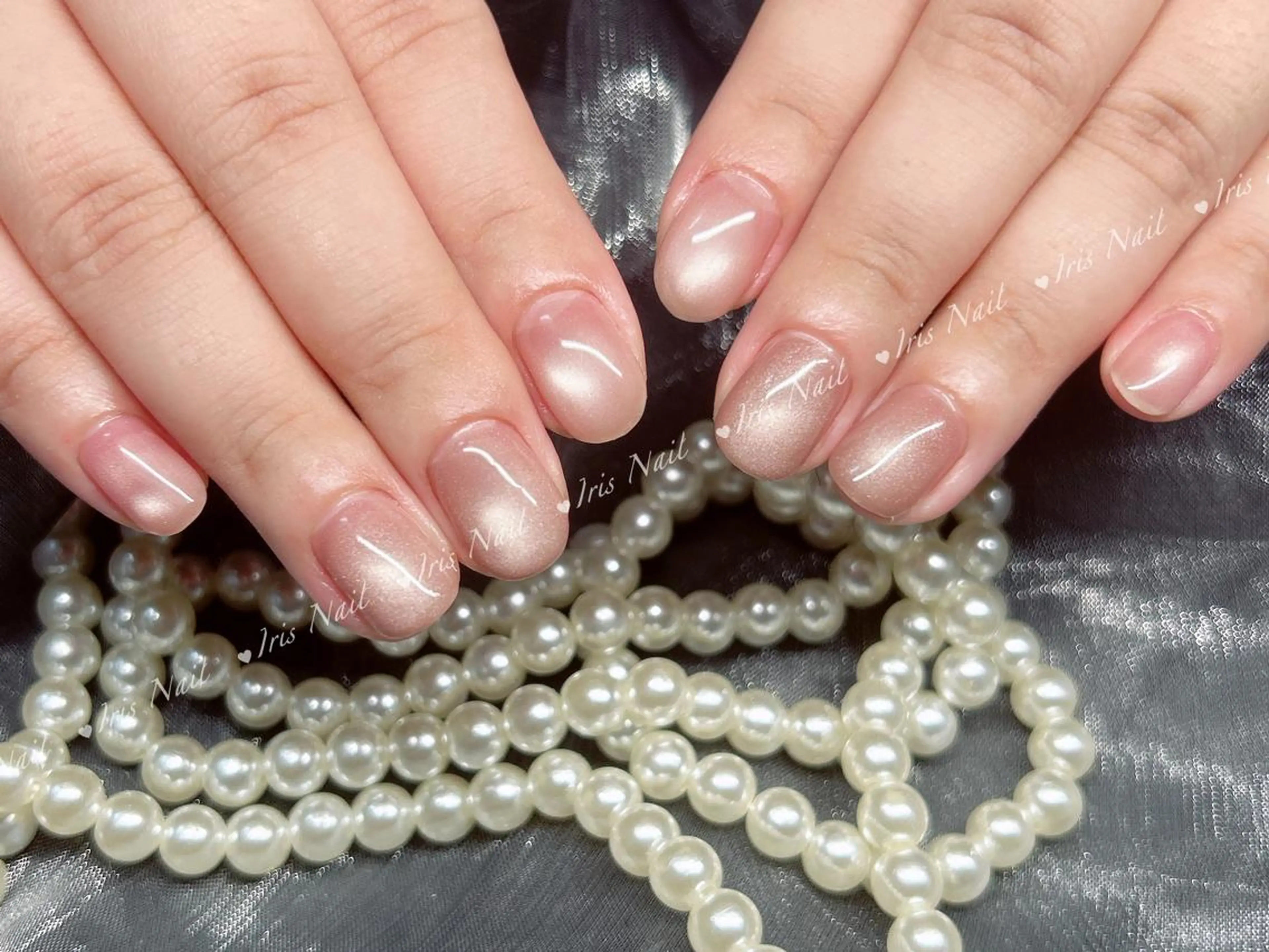 ネイル マグネットネイル ハンドネイル ハンドケア 🍒IRIS Nail🌸のネイルデザイン