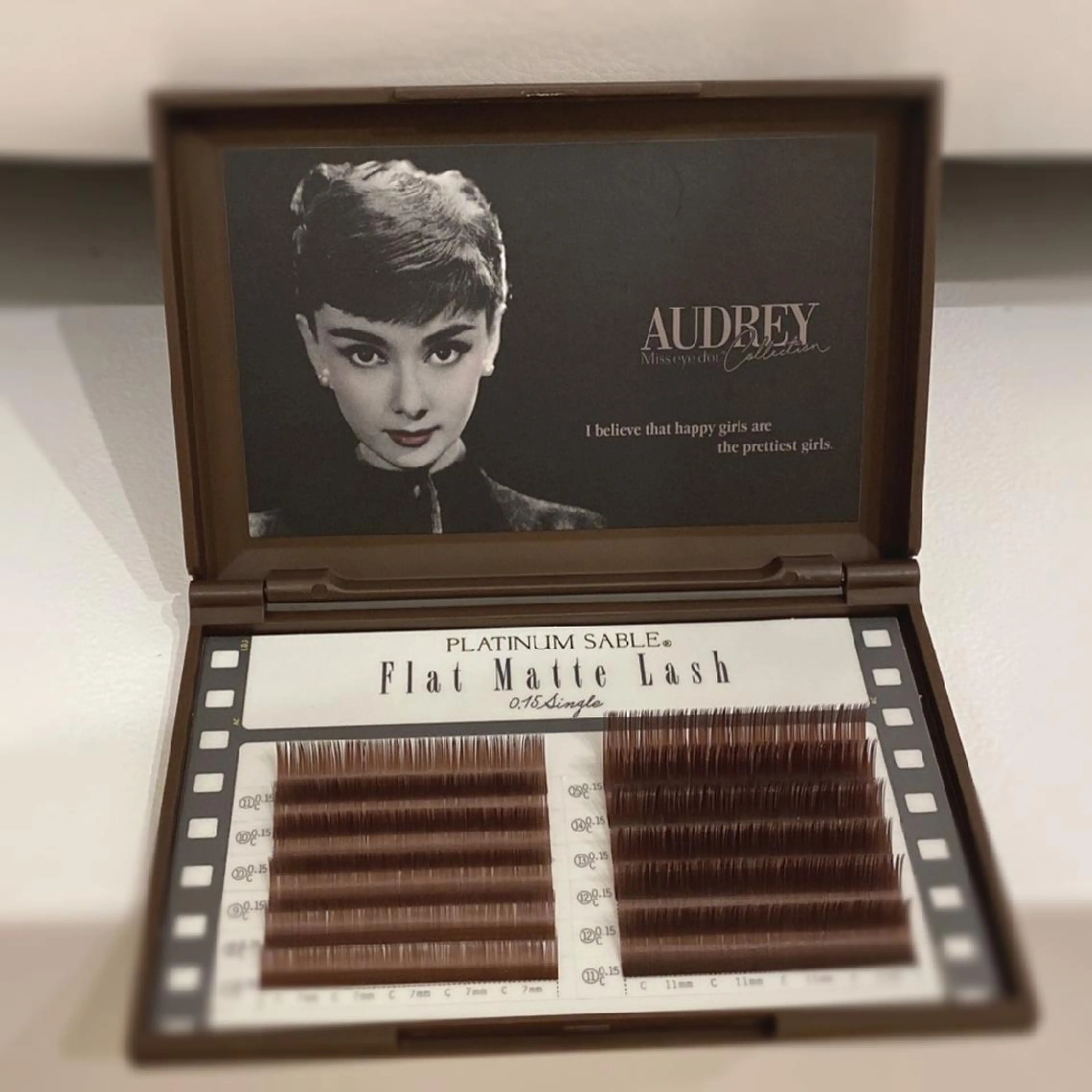 マツエク・マツパ カラーマツエク フラットラッシュ マツエク ESCOS🌷 MURAKAMIのマツエク・マツパデザイン