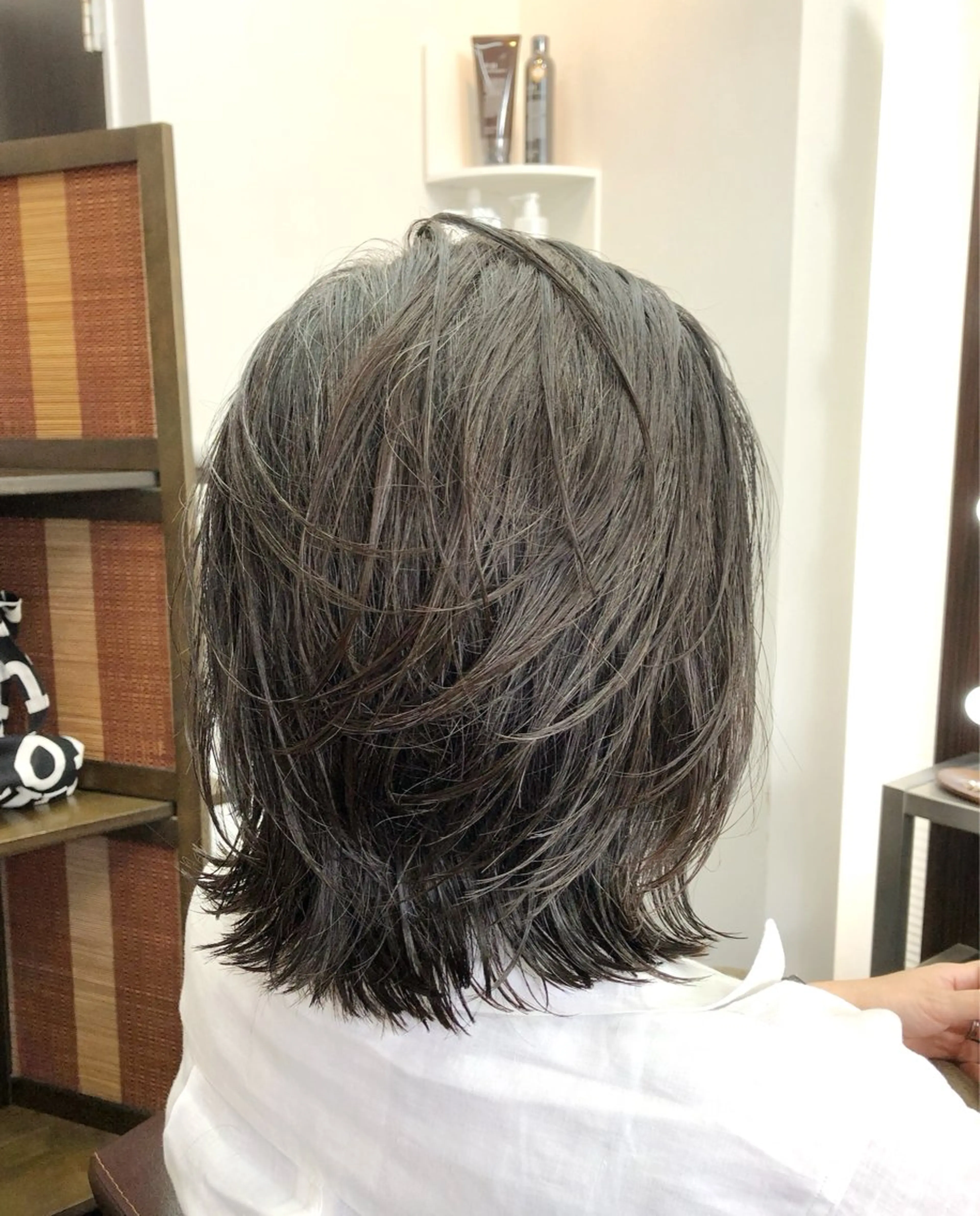 ミディアム かきあげバング レイヤーカット カット トリートメント ヘッドスパ 髪質改善/美髪育成 FORMA代表　関のその他イメージ