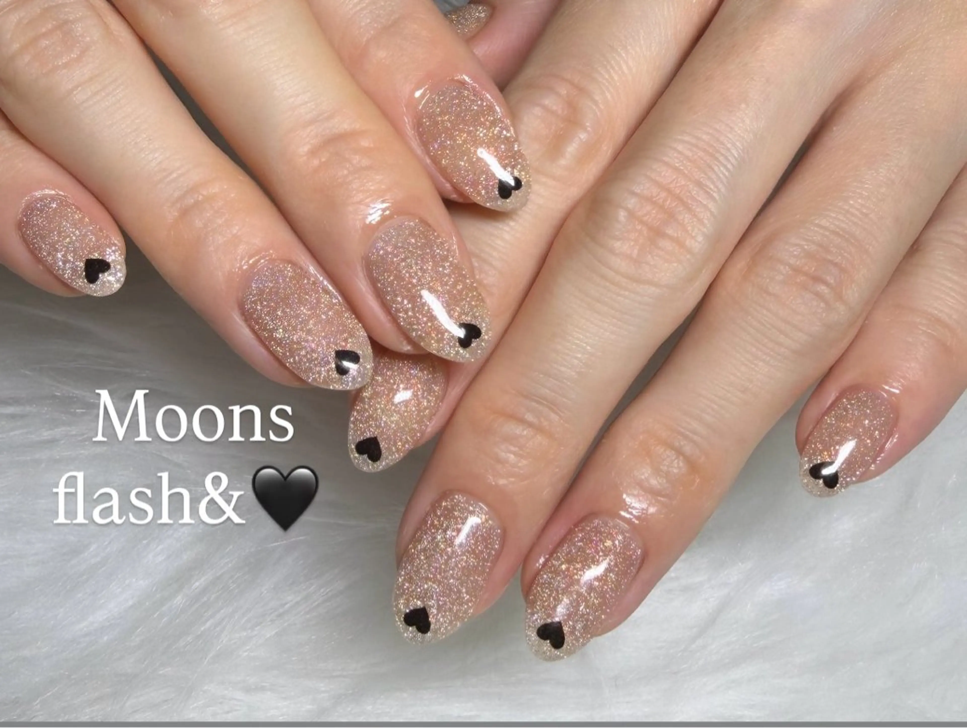 ネイル Moons nail 💅✨のネイルデザイン