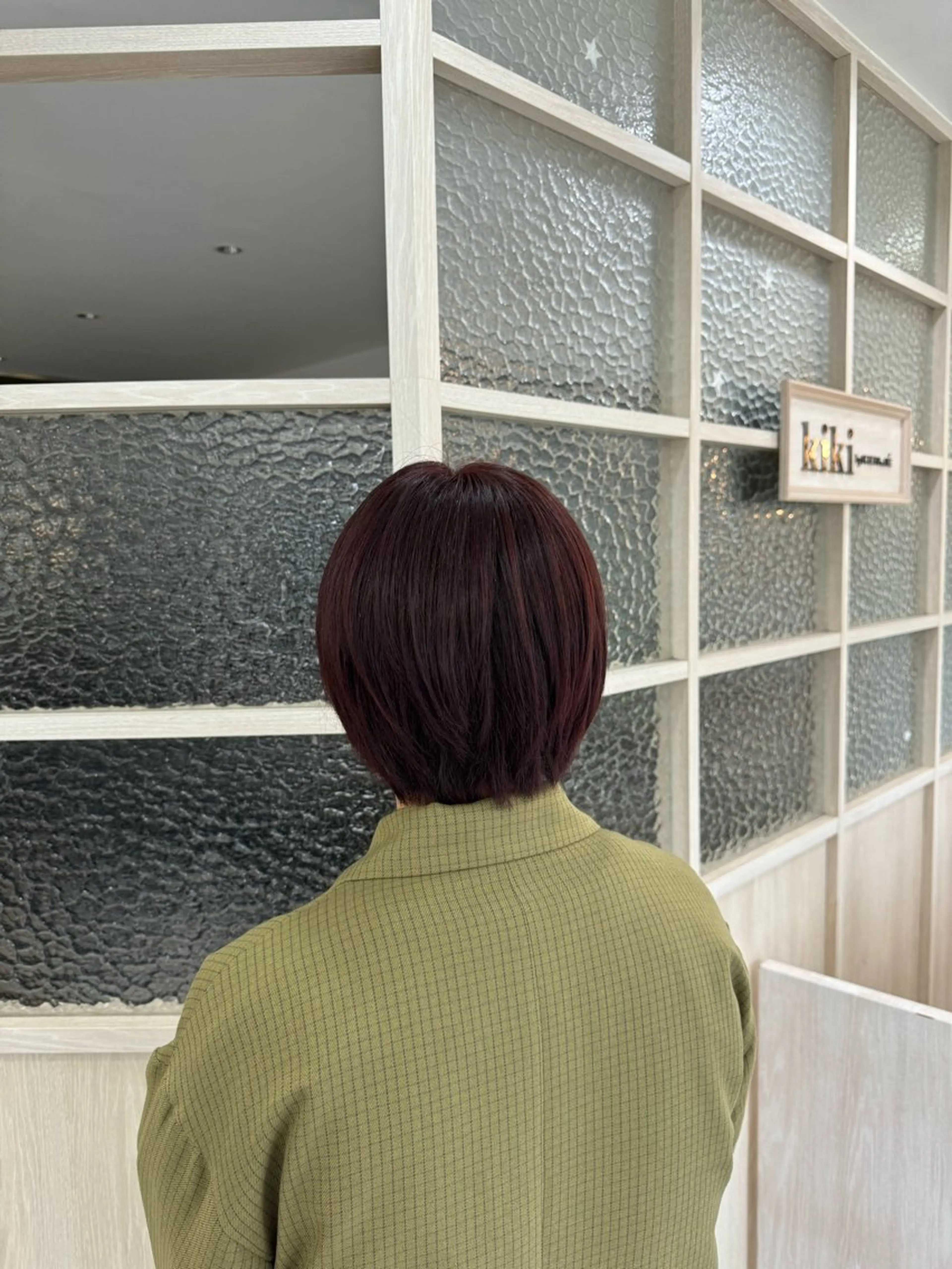 ショート カラー ブリーチ ブリーチなしカラー レッドカラー Ouka/Wカラー/ 大人艶カラーのヘアスタイル