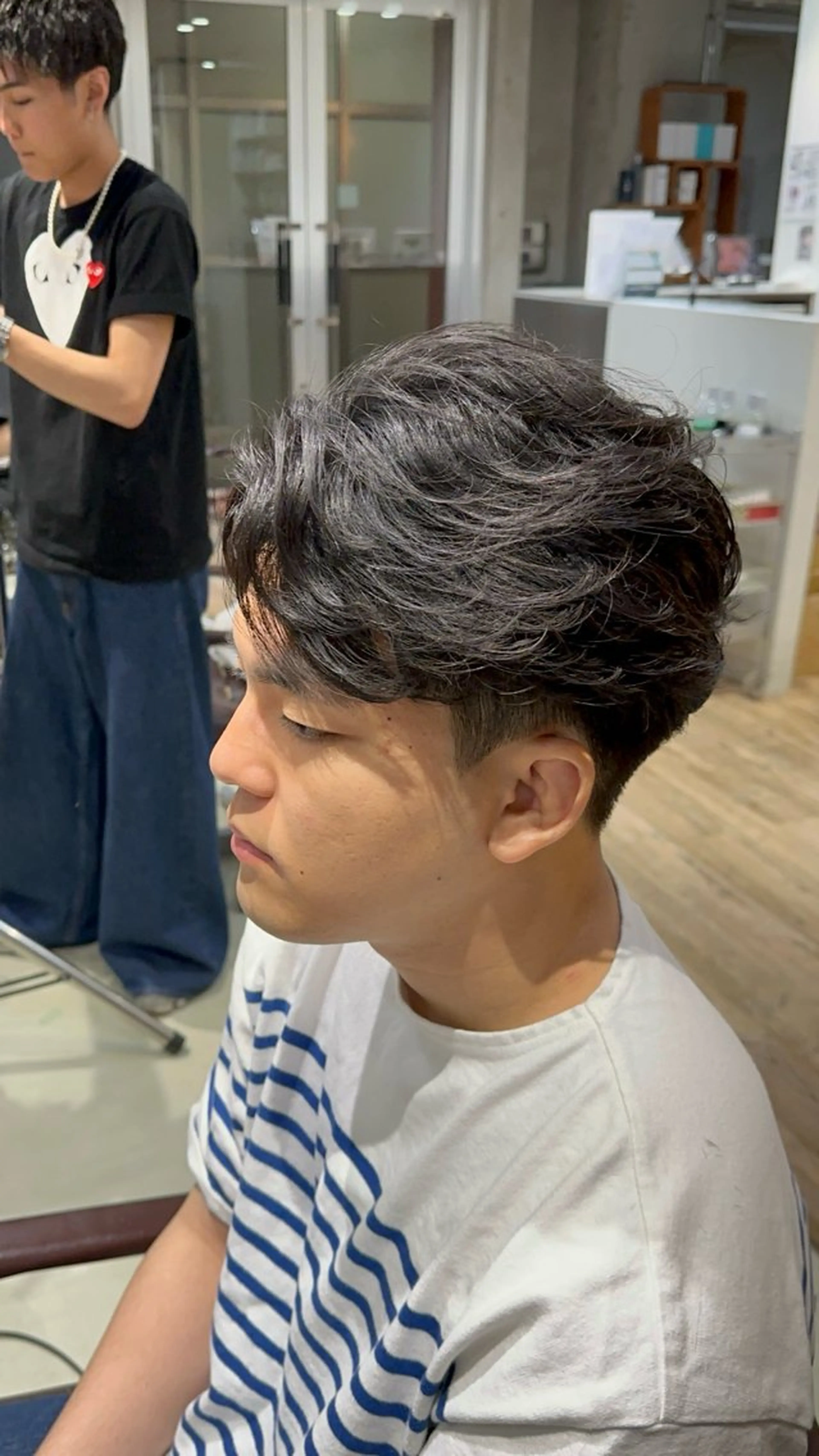 ショート パーマ メンズ ニュアンスパーマ カット パーマ fifth原宿 宮部蓮のヘアスタイル