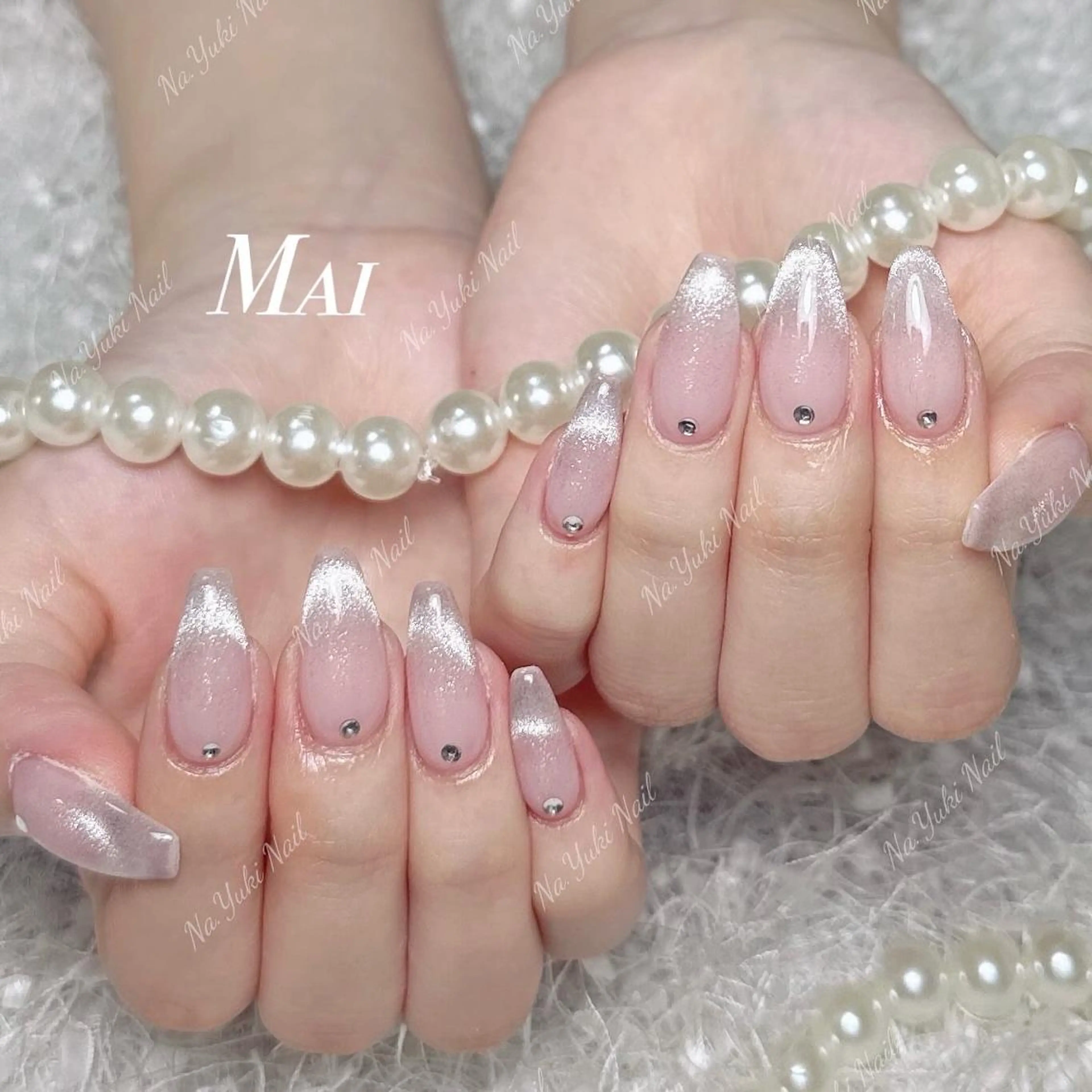 ネイル Queenie 🦋のネイルデザイン