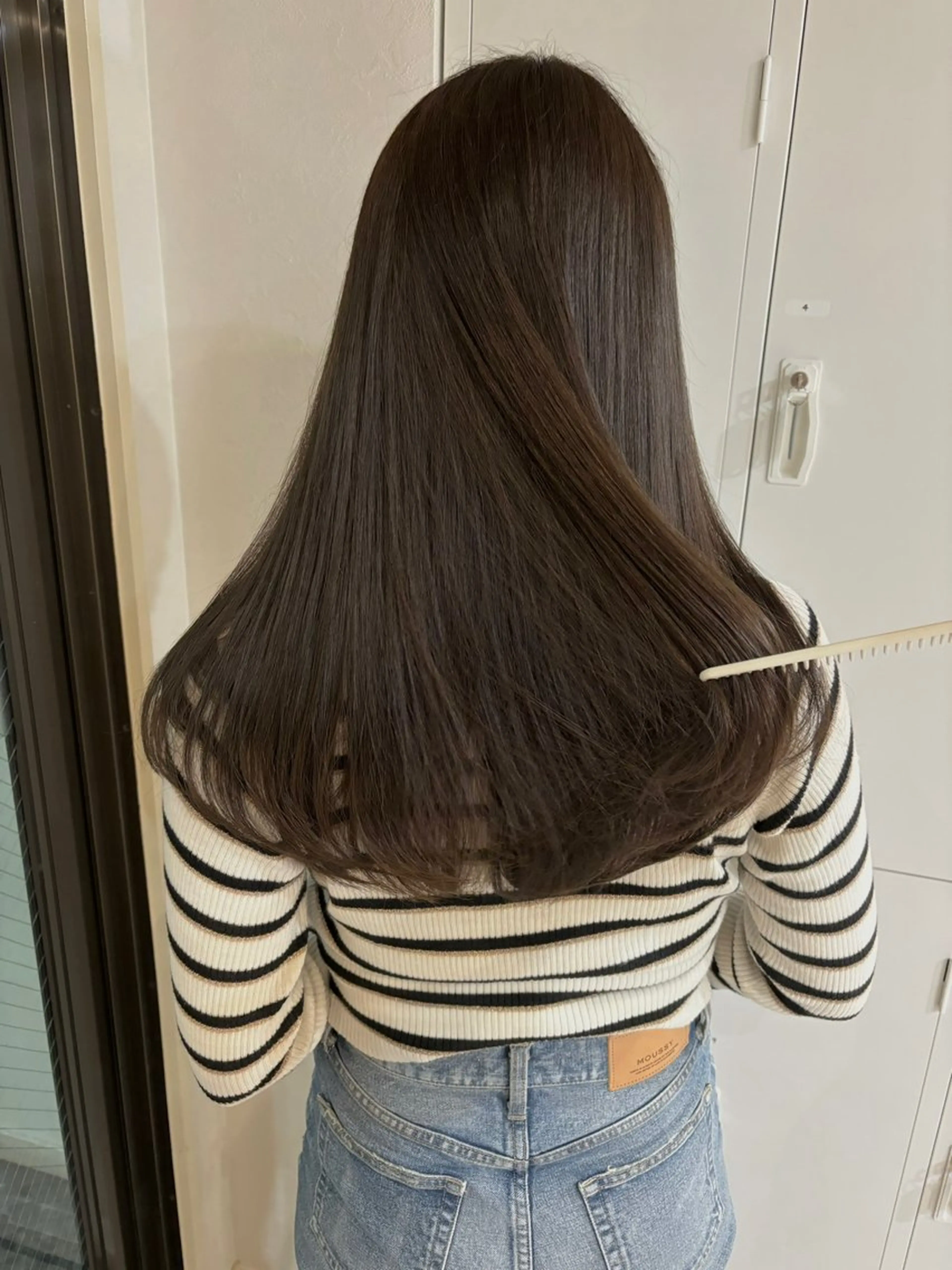 ロング 韓国/透明感 Veluaのヘアスタイル