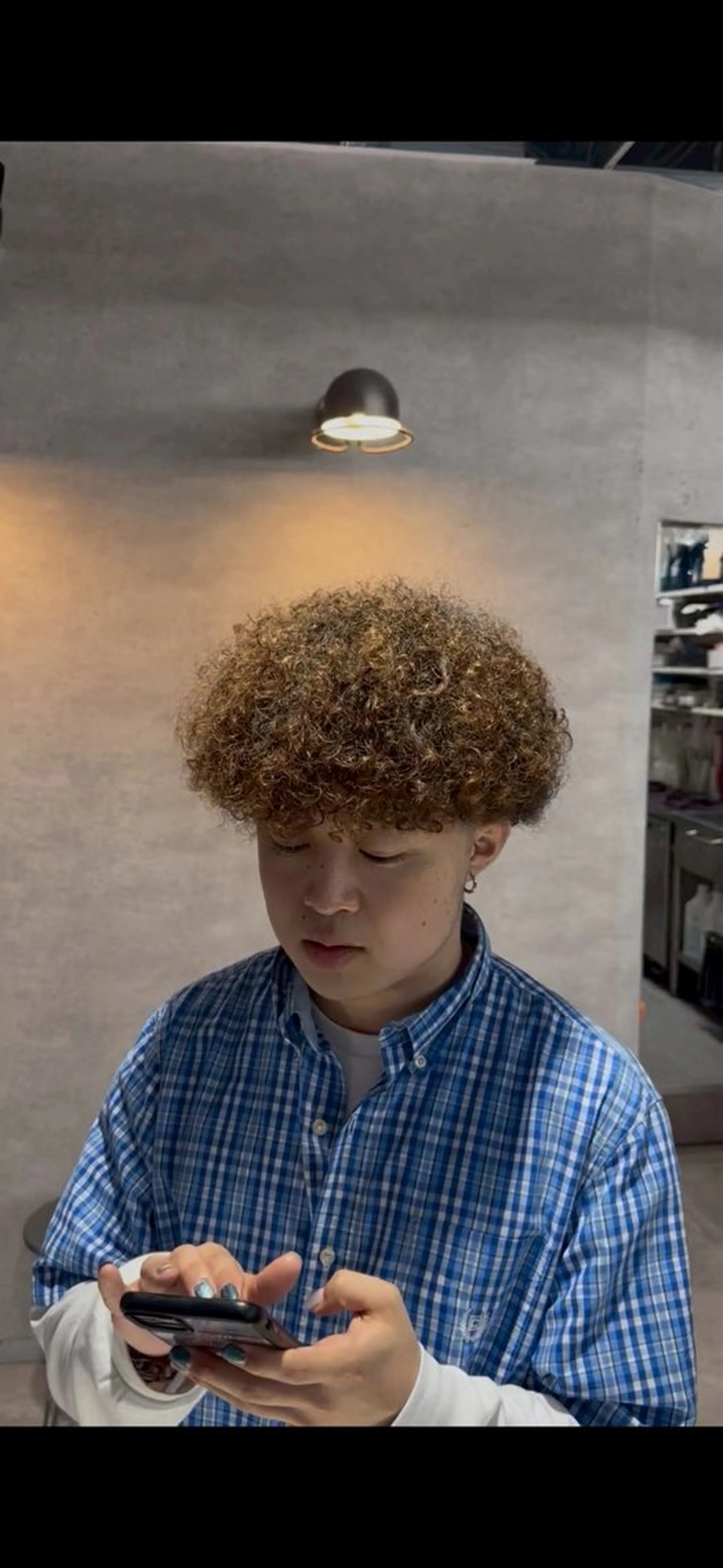 カラー ヘアカラー スパイキー/ロン毛/ フェザー/トムのヘアスタイル