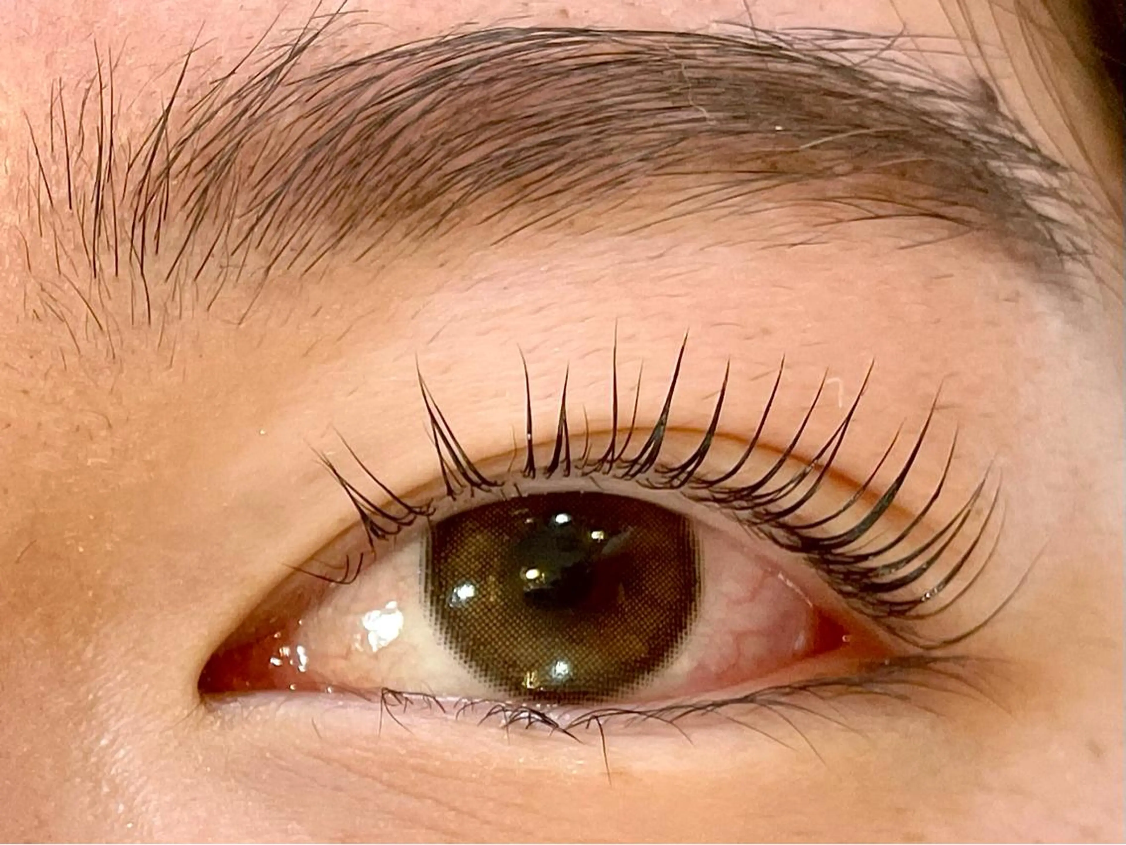 マツエク・マツパ ワックス脱毛 眉カット Allma 横浜のマツエク・マツパデザイン