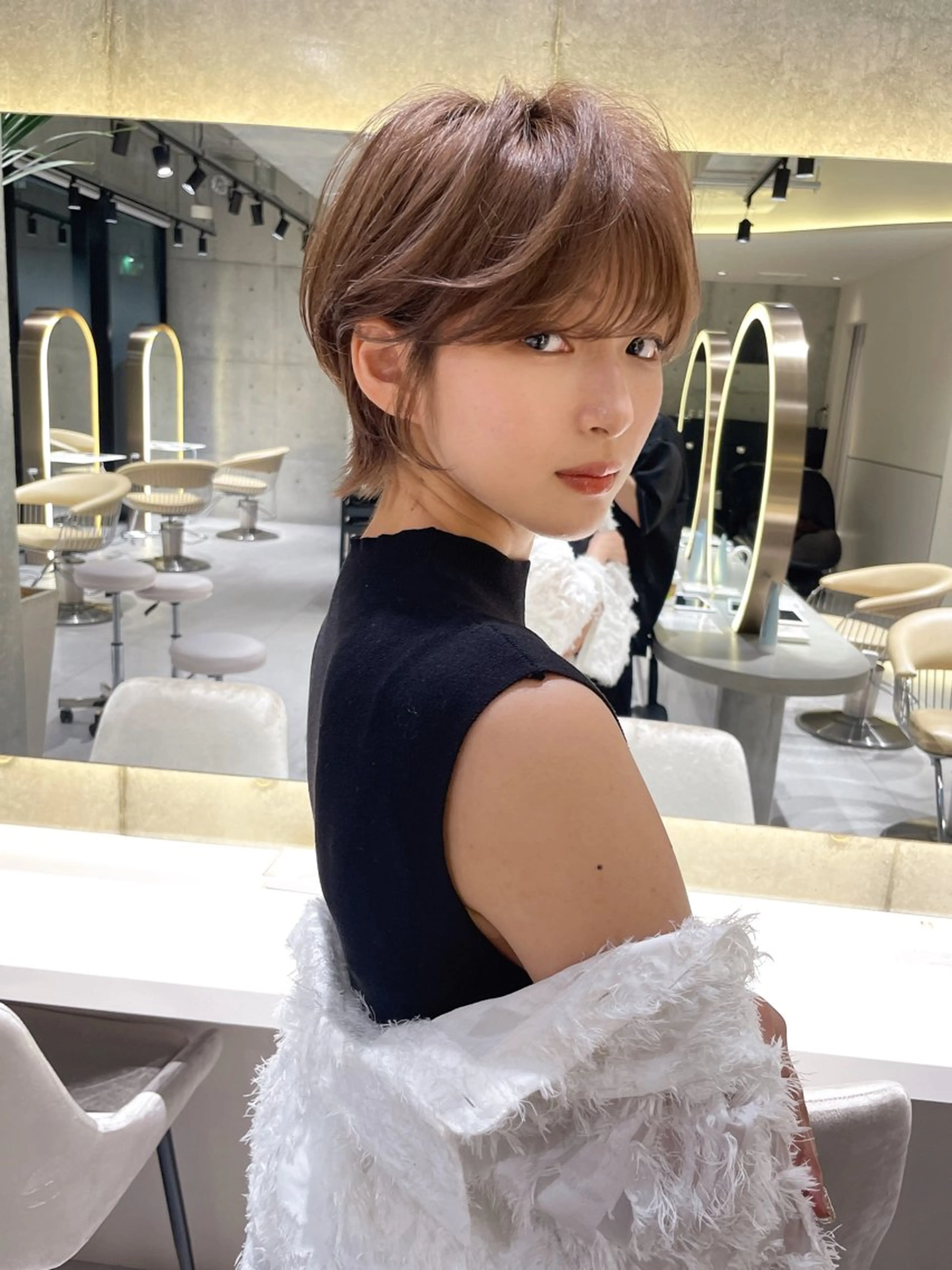 似合わせカット×透明感カラー×3STEPトリートメントの写真