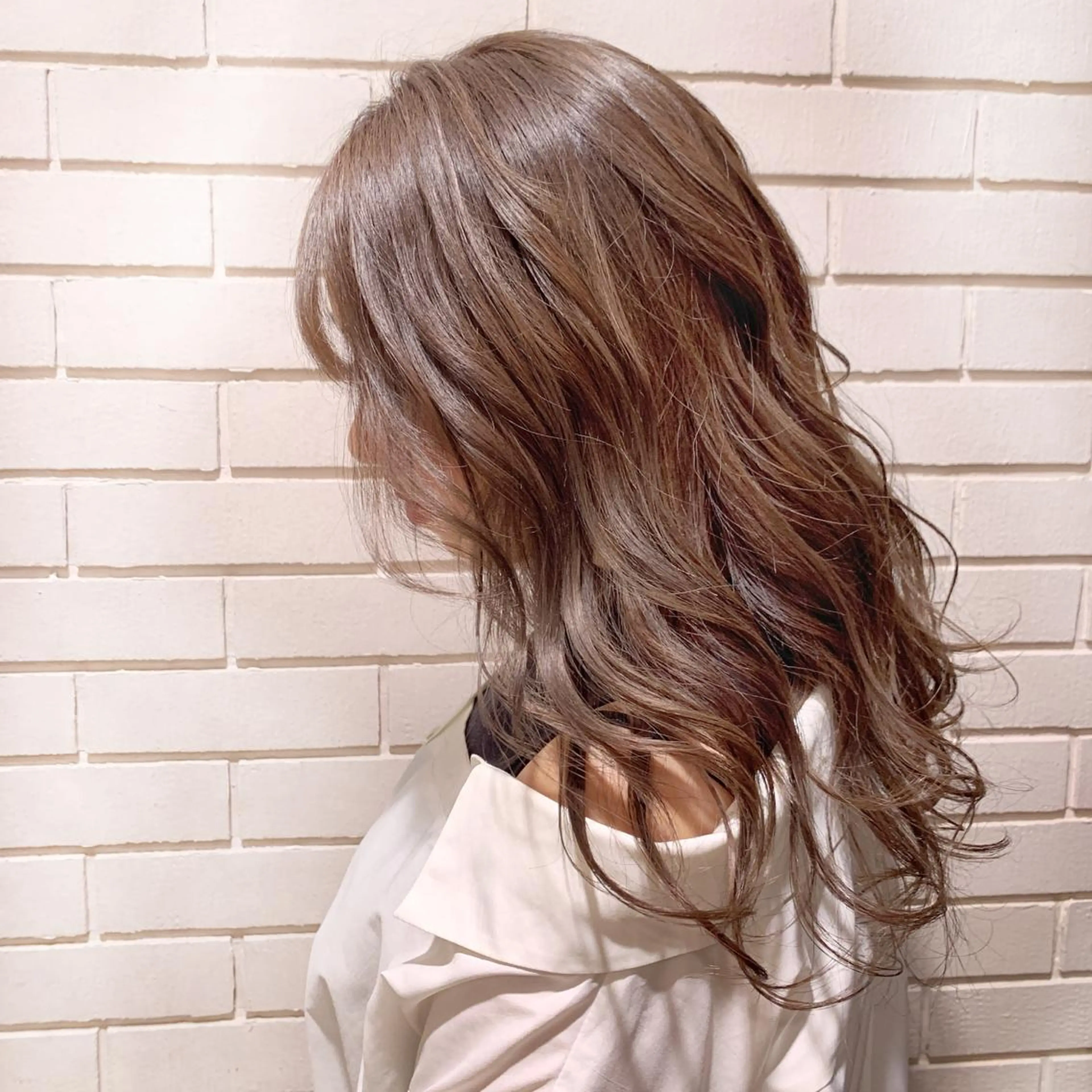 ロング カラー 杉村 未来のヘアスタイル