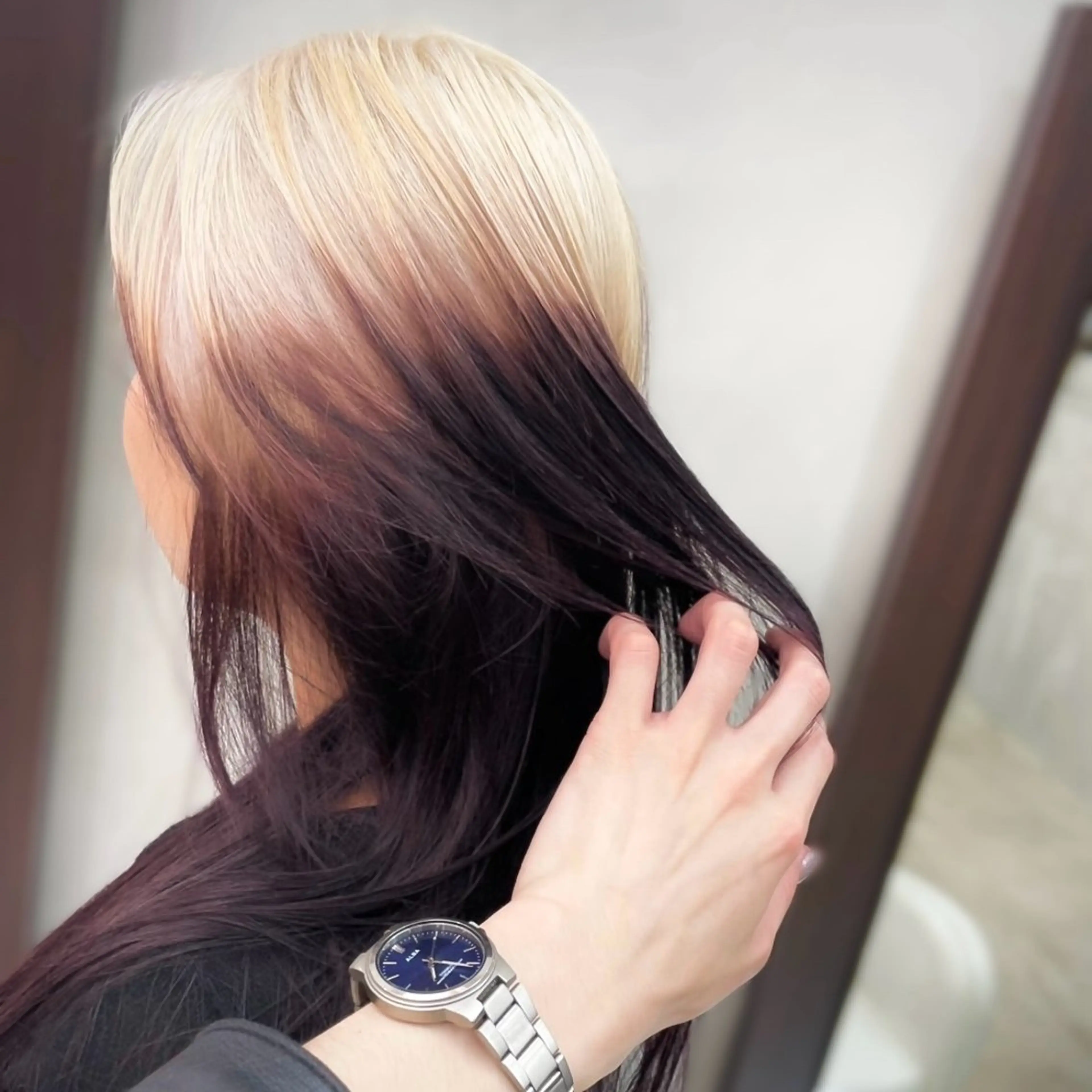 ロング カラー ヘアカラー トリートメント ⭐️韓国ブリーチ 顔周りカット⭐️のヘアスタイル