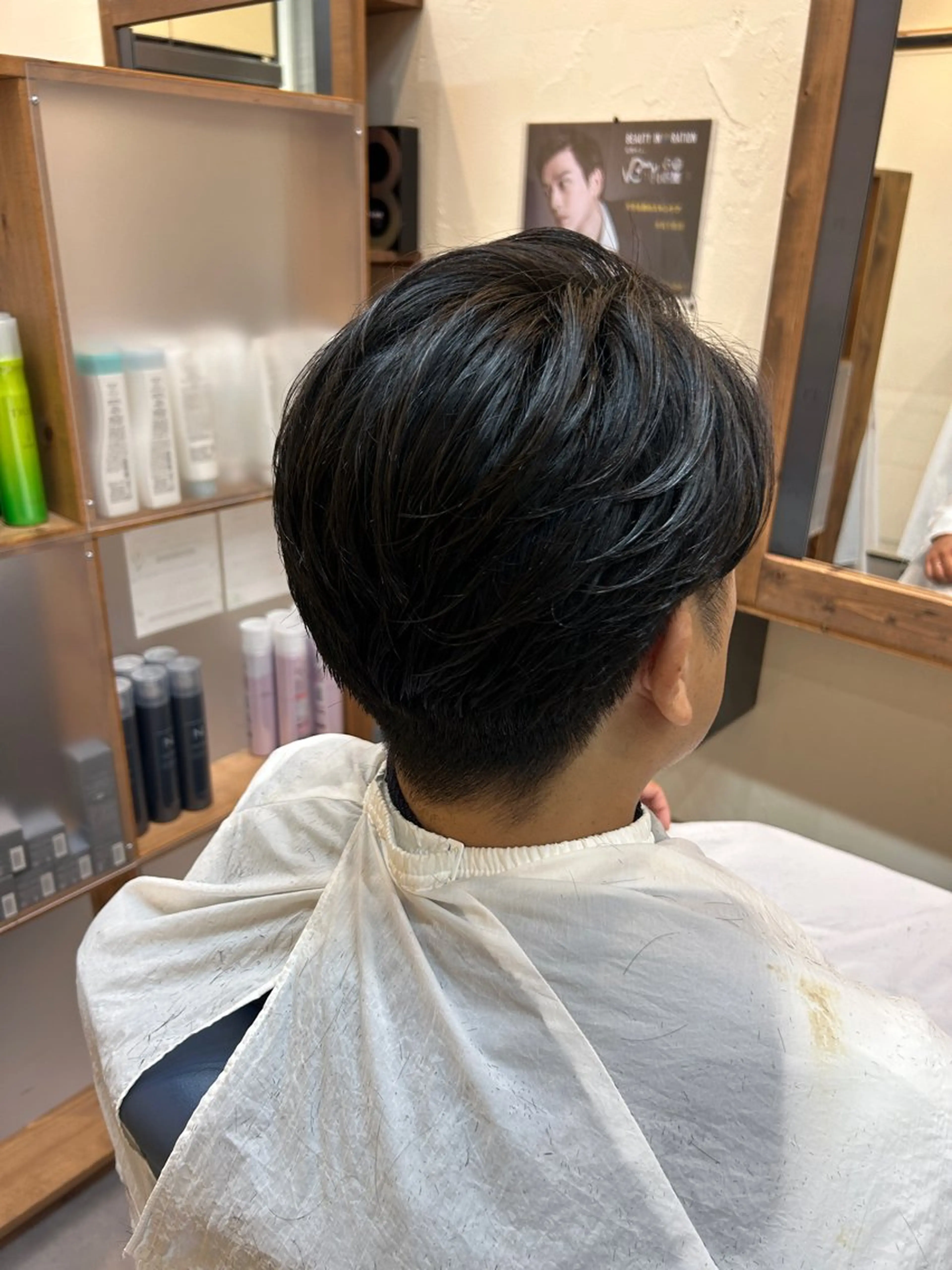 ショート メンズ くせ毛 井上 萌のヘアスタイル