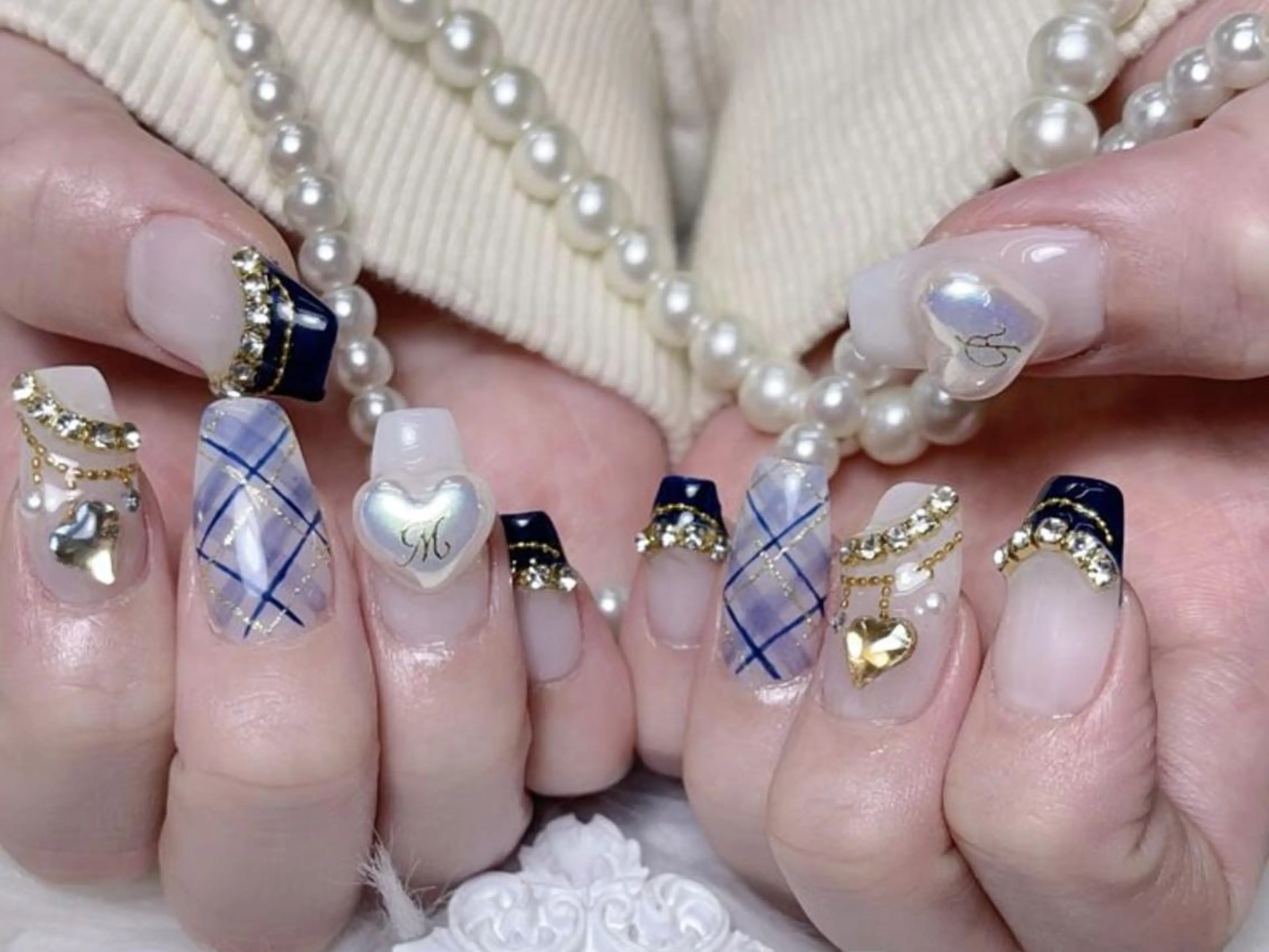 メンズ ネイル アートネイル フレンチネイル ジェルネイル キラキラネイル パラジェル Bloom kabukiのネイルデザイン