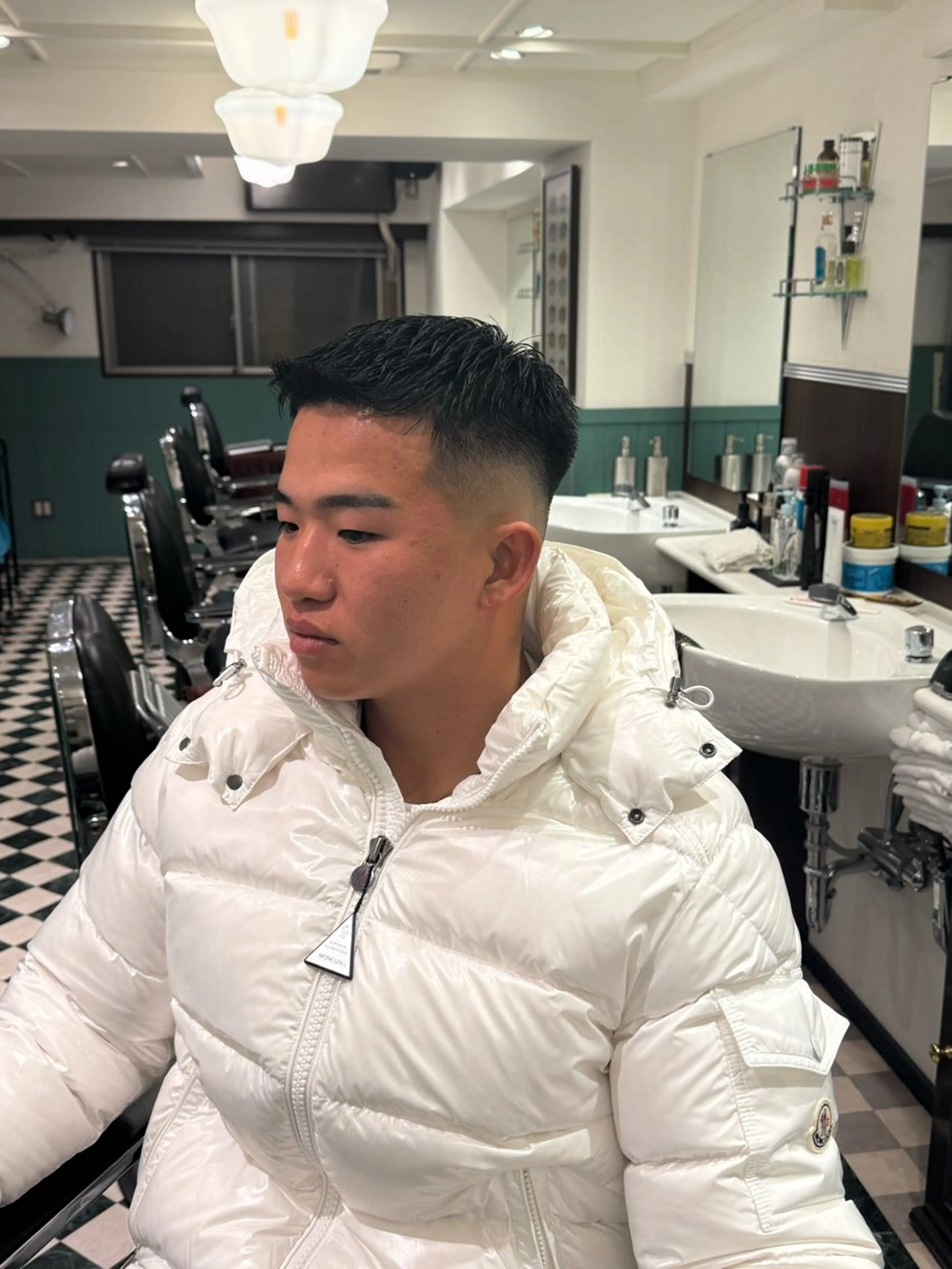 ショート メンズ 足立 享祐のヘアスタイル