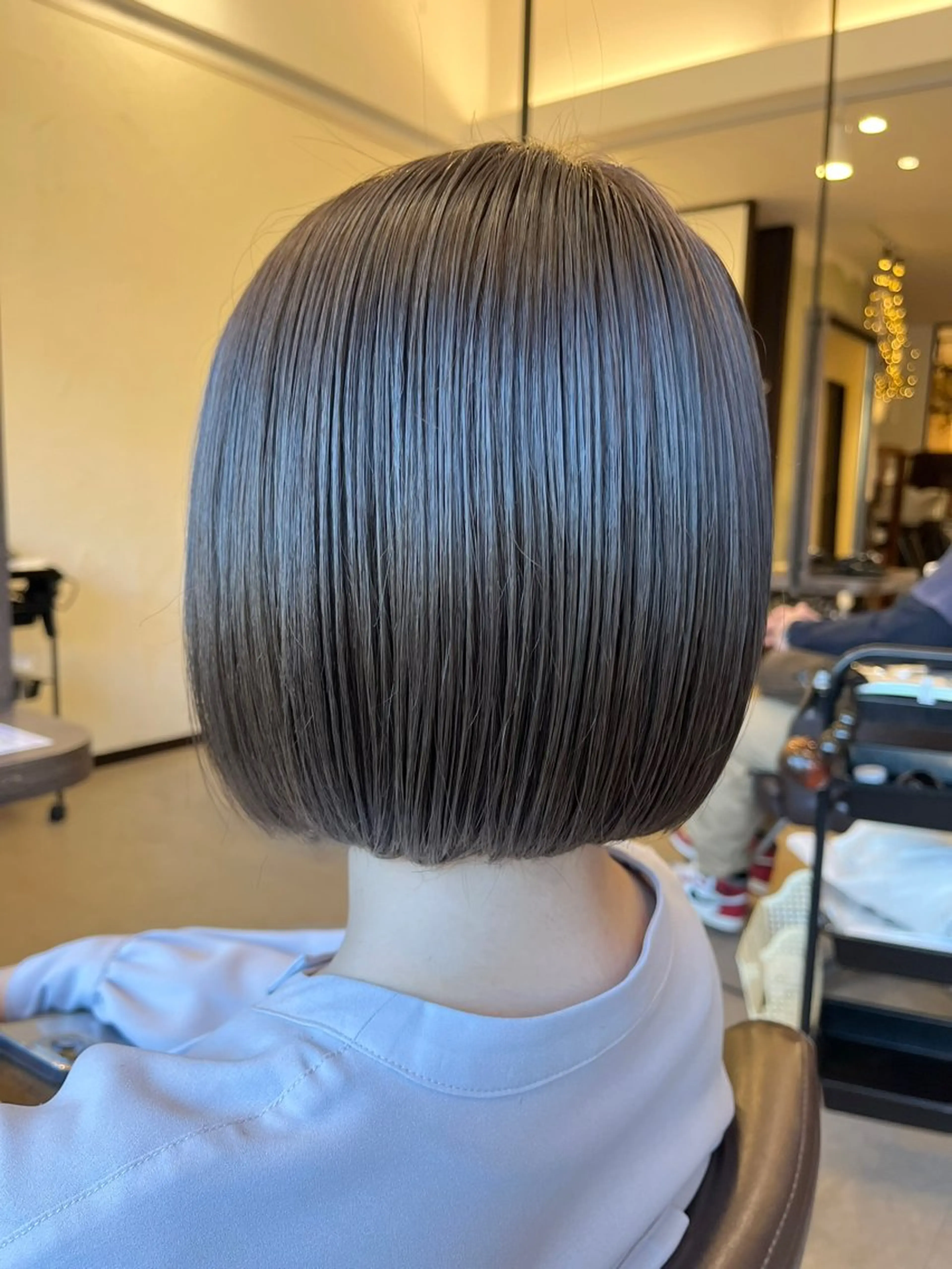 ショート カラー 渡辺 まみのヘアスタイル