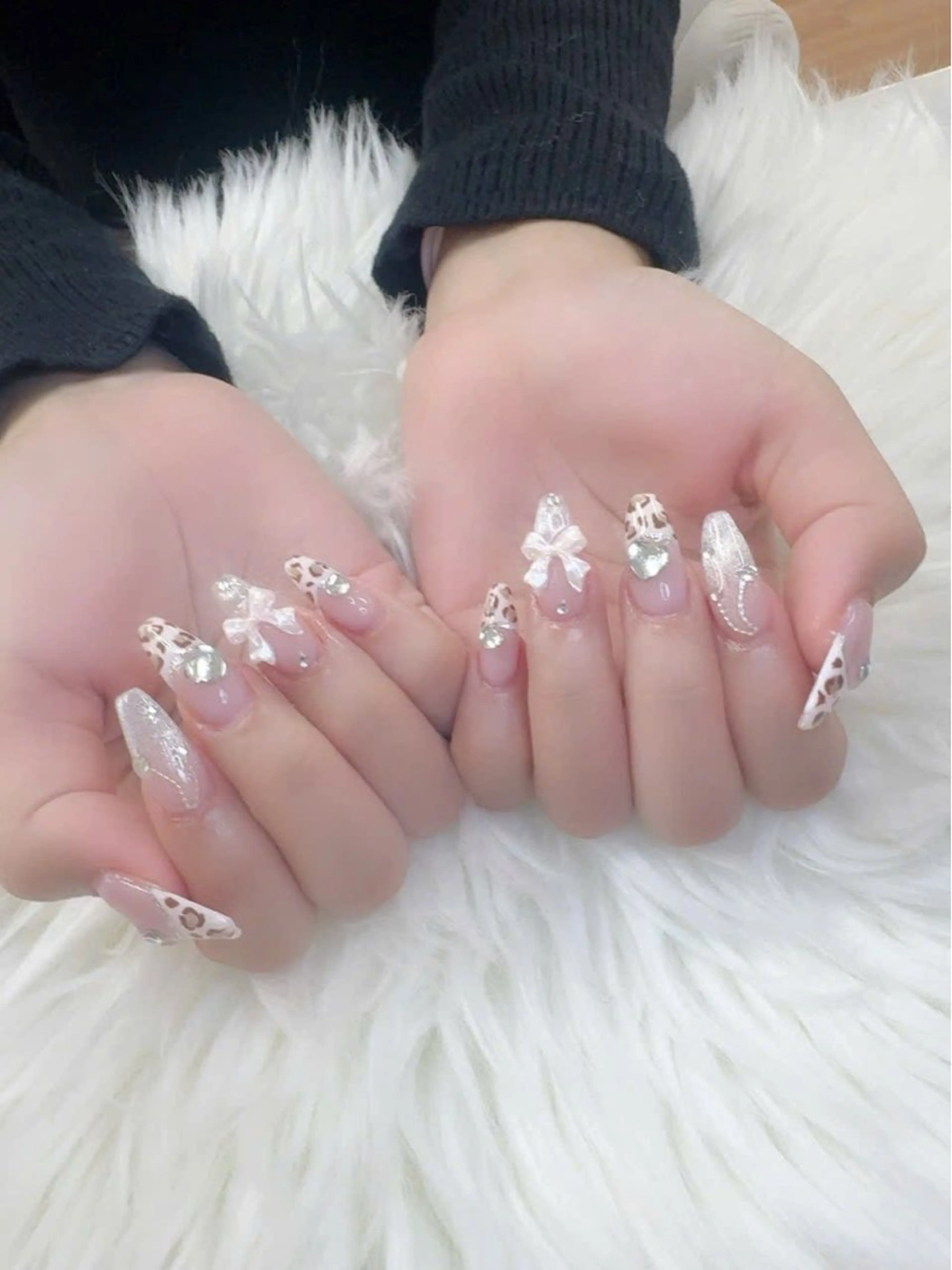 ネイル 成人式 フレンチネイル グラデーション 韓国ネイル マグネットネイル ハンドネイル ハンドケア Hara Nail 【パラジェル使用】のネイルデザイン