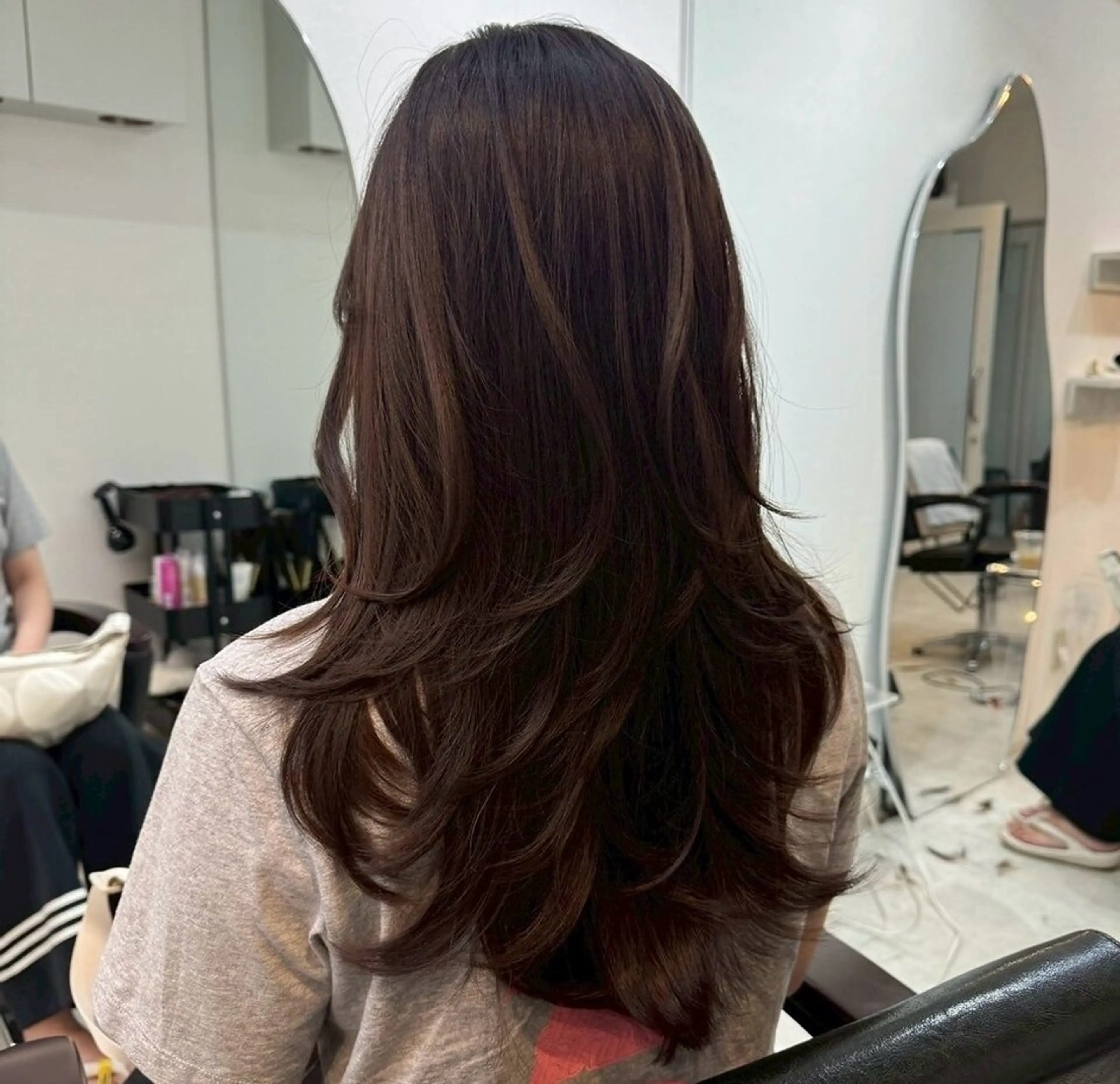 セミロング カラー カット ヘアカラー 【韓国風、透明感】 韓国風⭐️新海龍哉のヘアスタイル