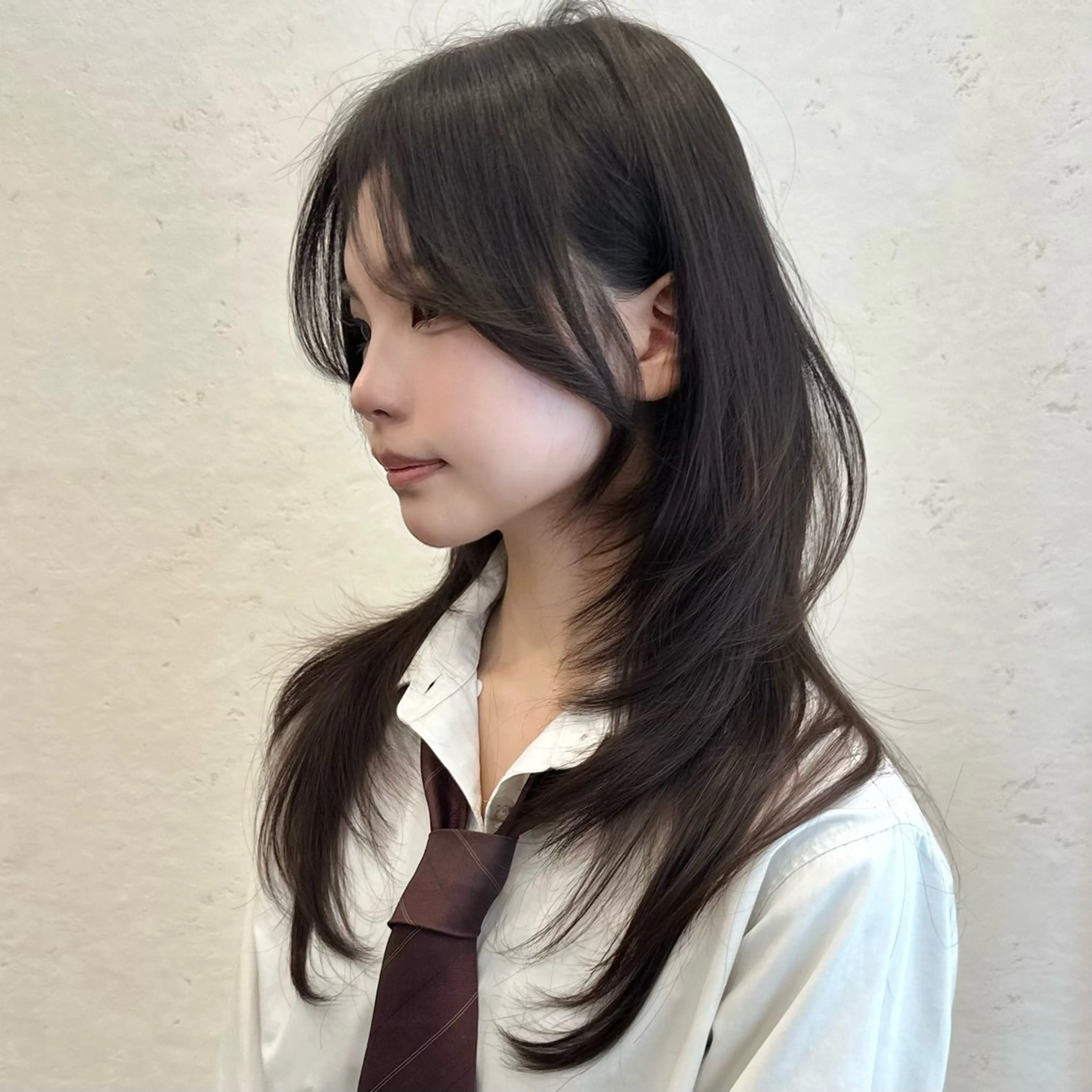 セミロング カット ヘアカラー トリートメント 🌹ハッシュカット、 レイヤー韓国ヘア🌹のヘアスタイル