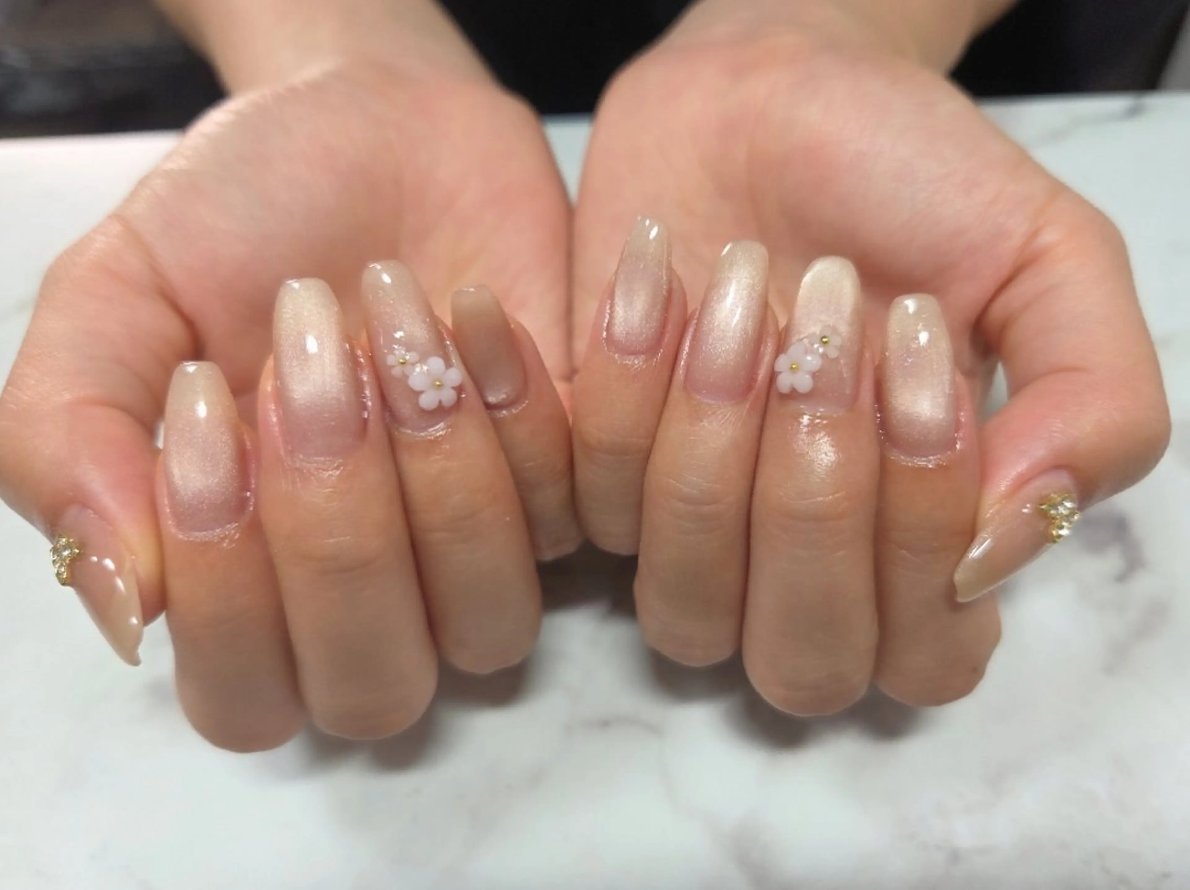 ネイル ジェルネイル マグネットネイル ハンドネイル Azusa .nail gleeのネイルデザイン